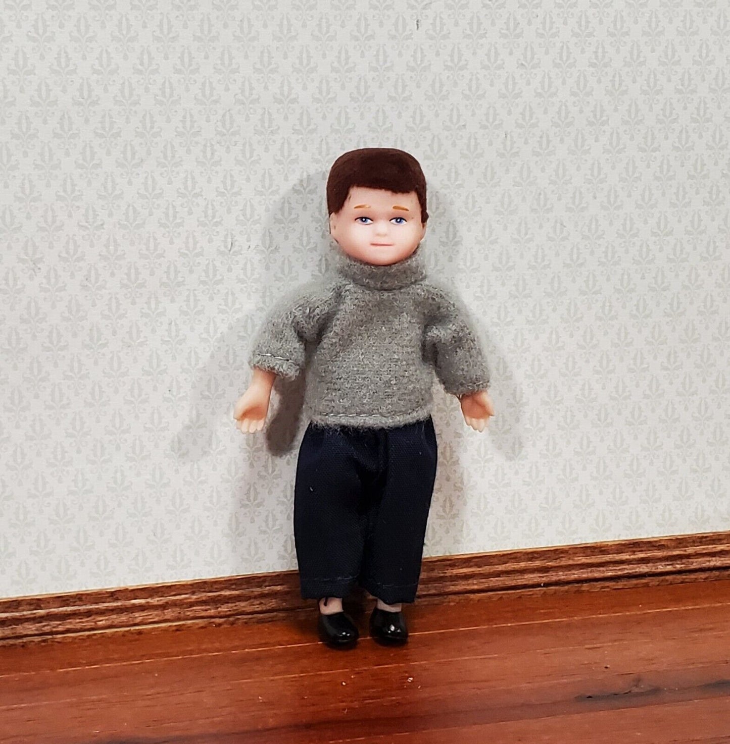 Dollhouse Boy Doll Modern Young Brother Vinyl 1:12 Scale Removable Clothes - Miniature Crush