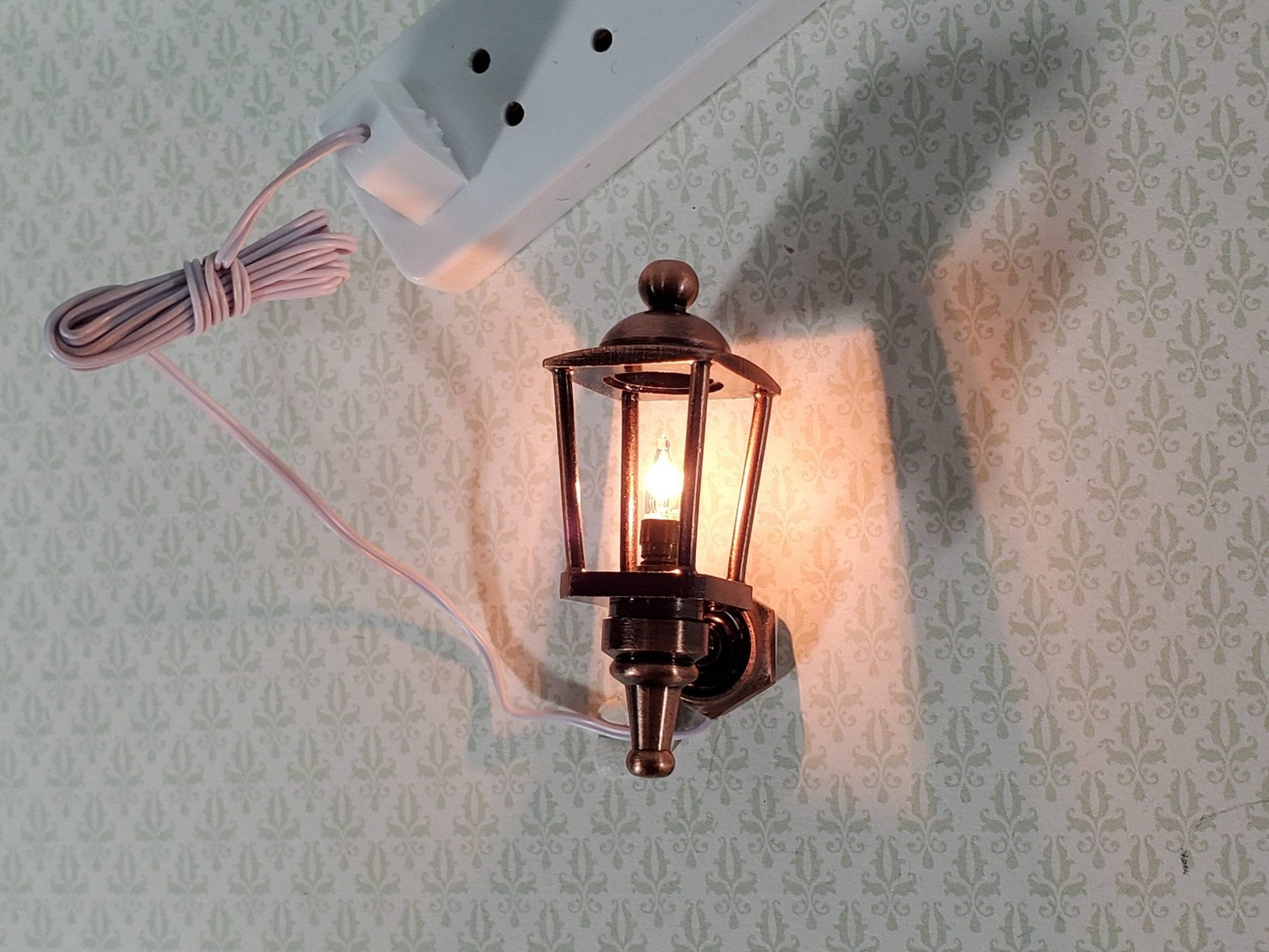 Dollhouse Carriage Coach Lamp Bronze 1:12 Scale Miniature 12 Volt with Plug Porch Light - Miniature Crush