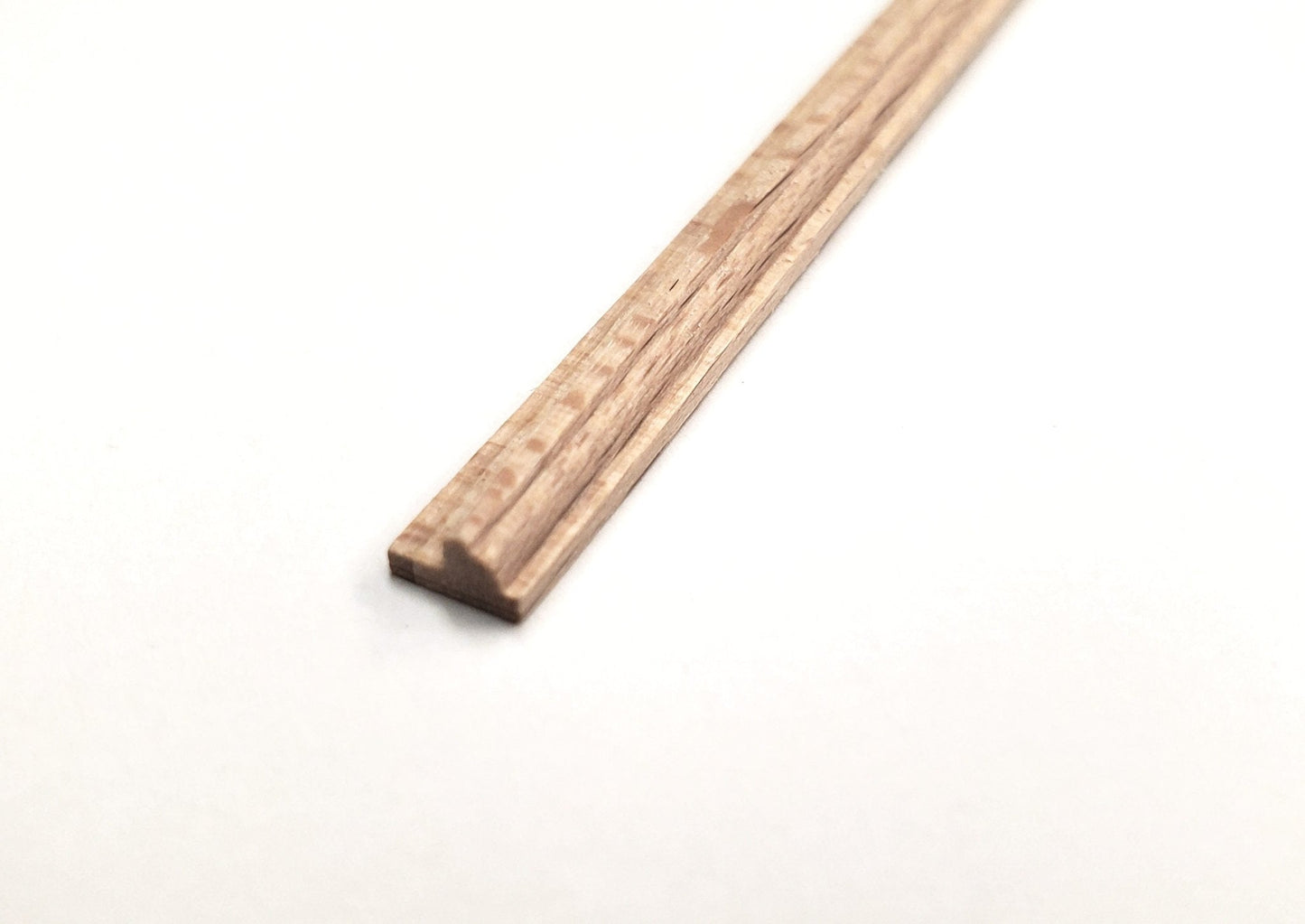 Dollhouse Chair Rail or Picture Frame Molding Trim 1/4" wide x 18" long 1:12 Scale - Miniature Crush