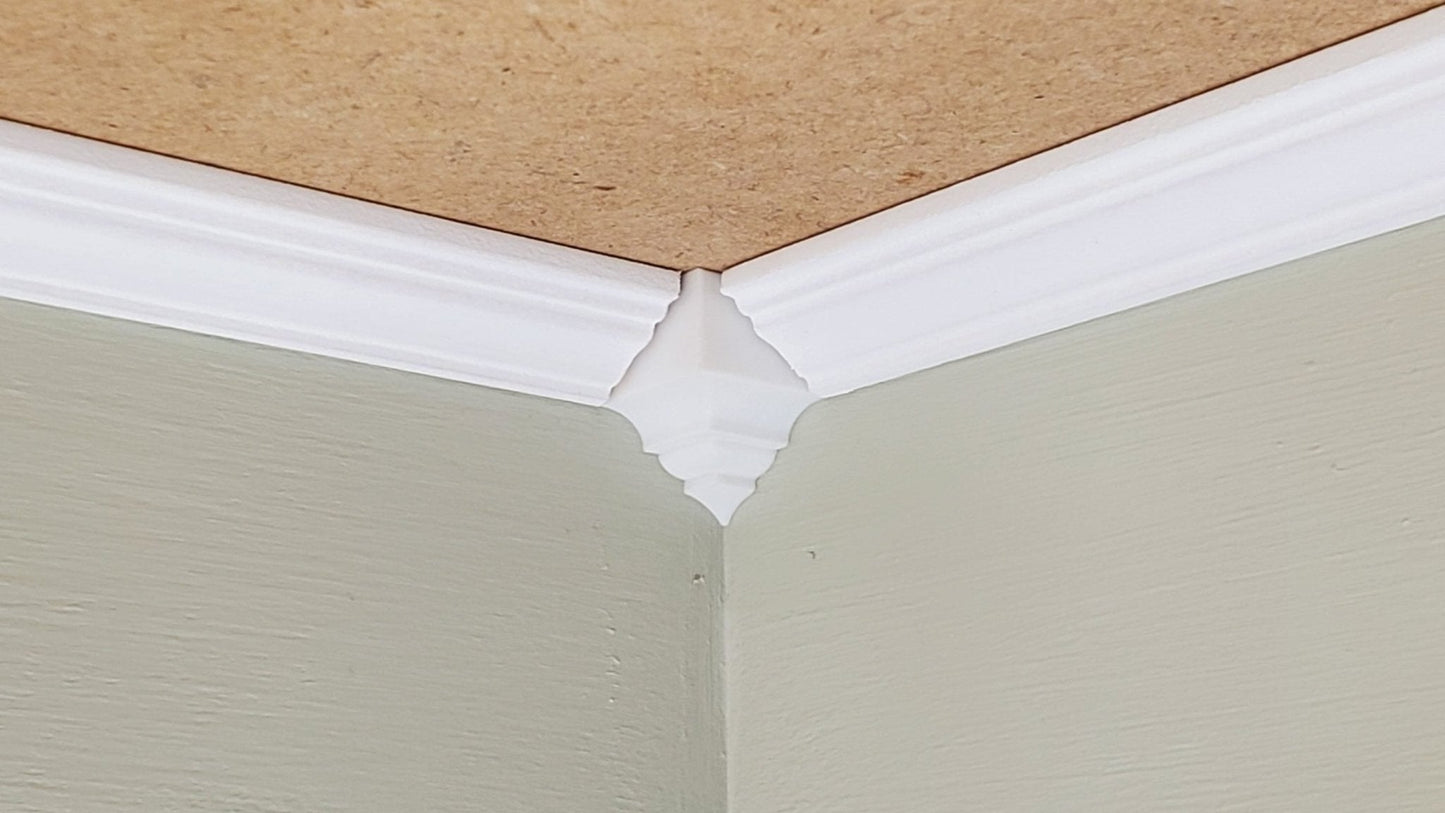 Dollhouse Corner Ceiling Blocks for Crown Molding 2 Inside Pieces 1:12 Scale 053 - Miniature Crush
