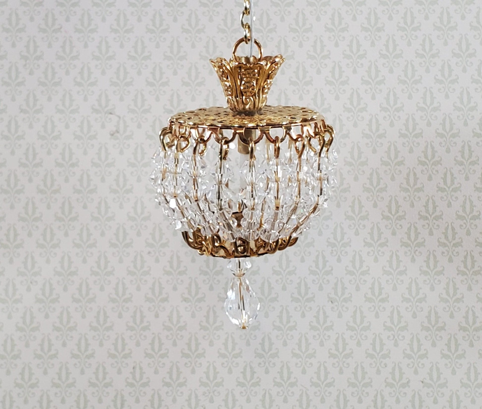 Dollhouse Crystal Ceiling Light Round Real Glass 12 Volt 1:12 Scale Miniature - Miniature Crush