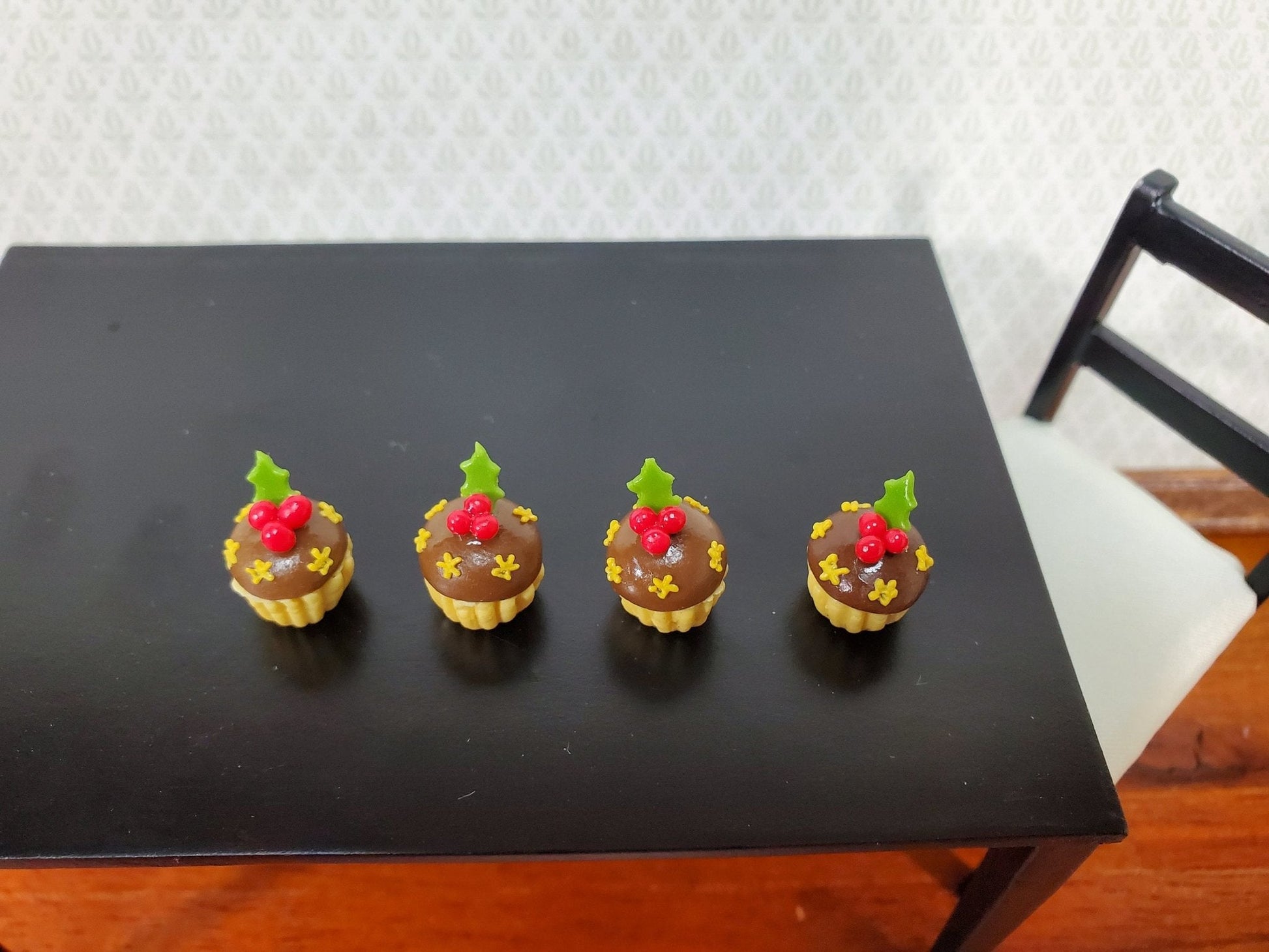 Dollhouse Cupcakes or Cakes Christmas Holiday Set of 4 Use in 1:12 or 1/6 Scale Miniatures - Miniature Crush