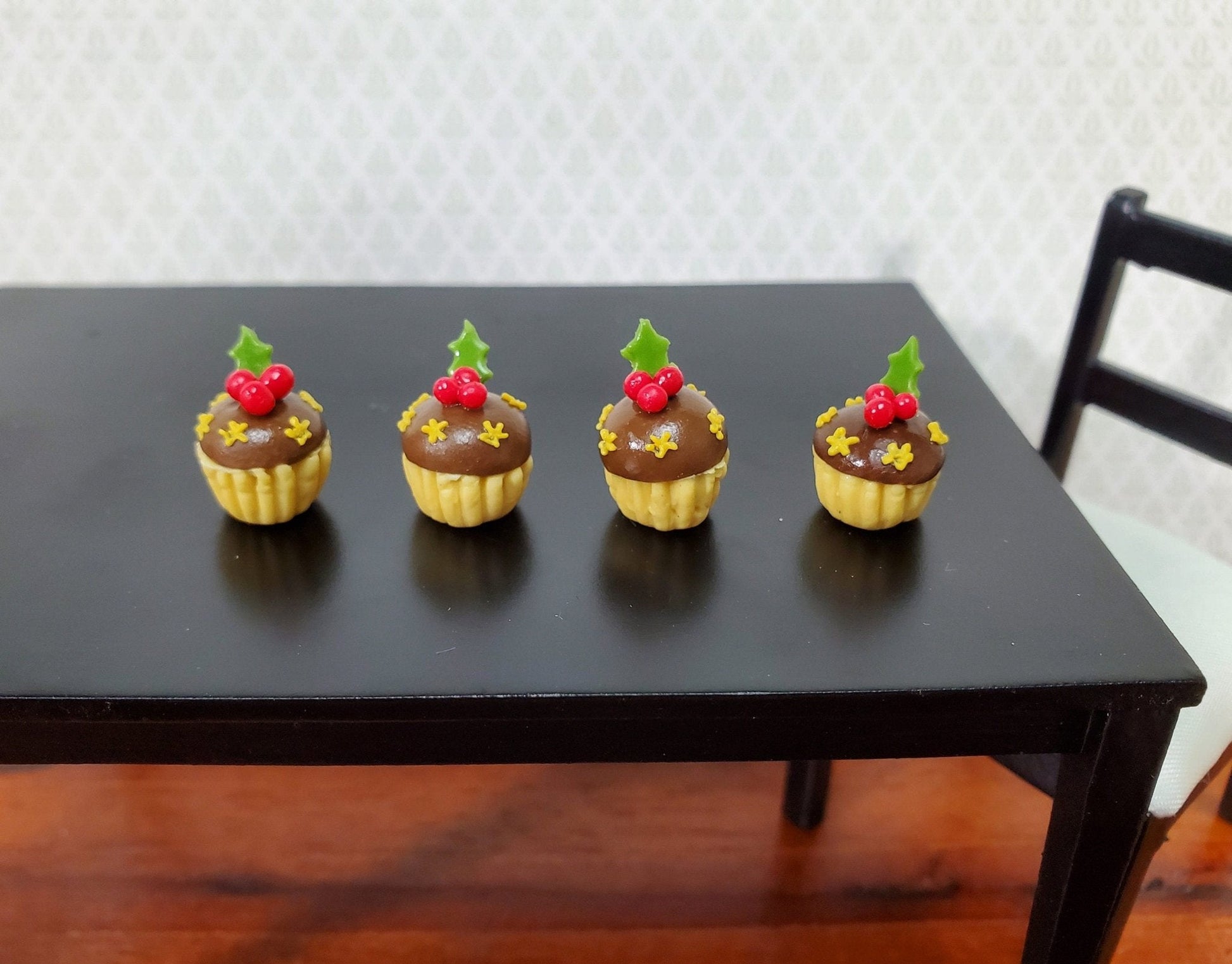 Dollhouse Cupcakes or Cakes Christmas Holiday Set of 4 Use in 1:12 or 1/6 Scale Miniatures - Miniature Crush