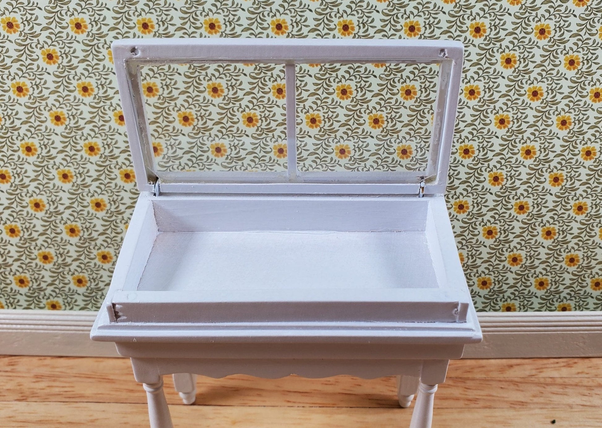 Dollhouse Curio Table Display Cabinet Lifting Top White 1:12 Scale Furniture - Miniature Crush
