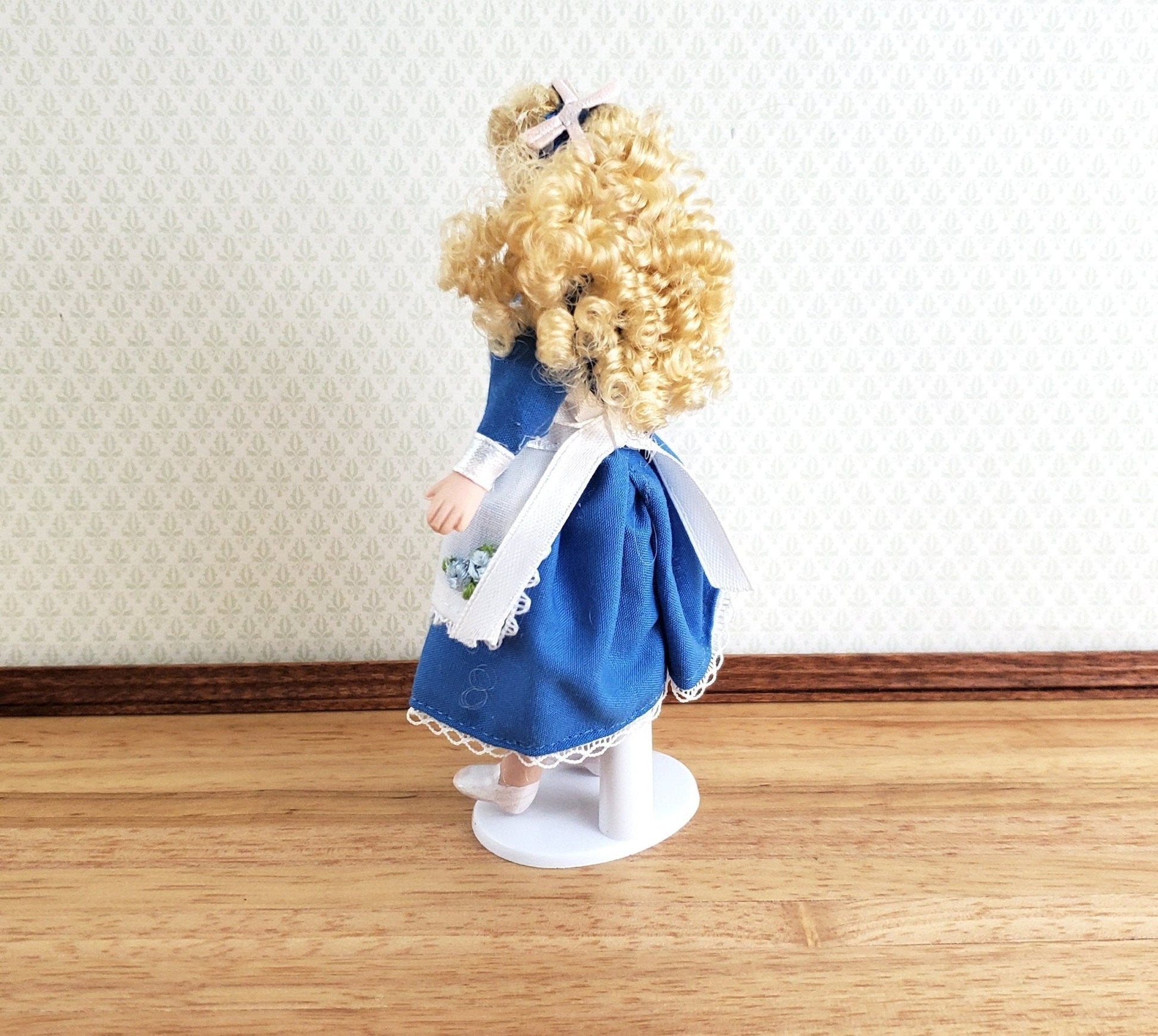 Dollhouse Girl Doll Curly Hair Porcelain Poseable 1:12 Scale Miniature Blue White Dress - Miniature Crush