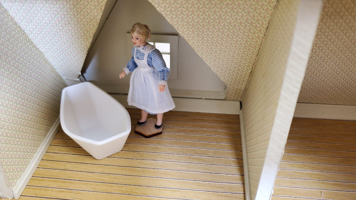 Dollhouse HALF SCALE Bathtub Soaking Tub Modern Style Farmhouse 1:24 Miniature - Miniature Crush