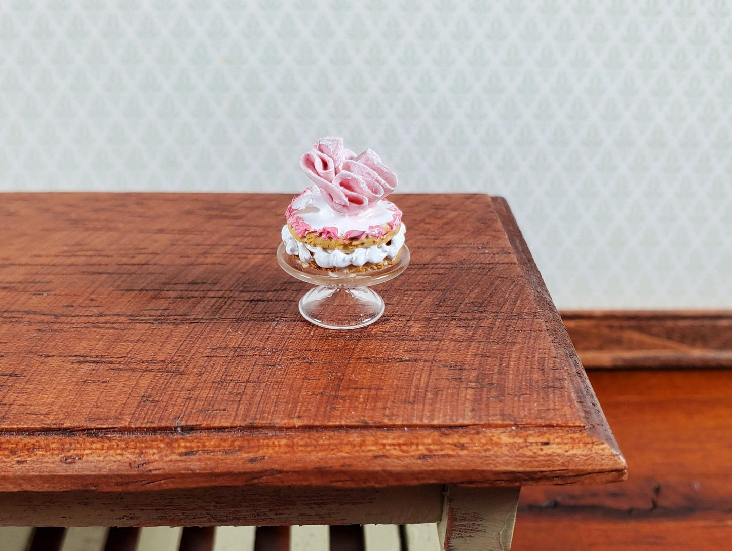 Dollhouse HALF SCALE Strawberry Cake on a Glass Cake Stand 1:24 Scale Miniature Food - Miniature Crush