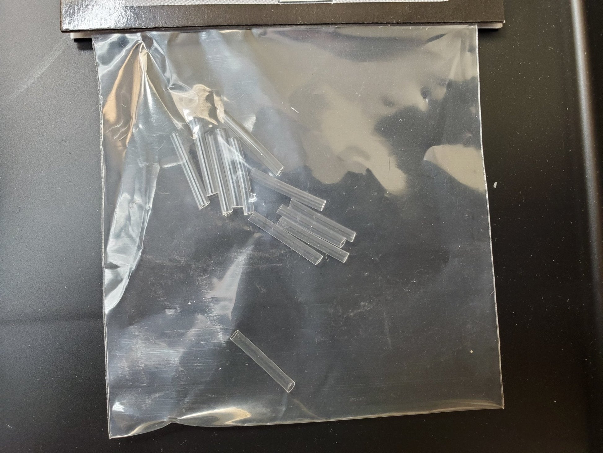 Dollhouse Heat Shrink Tubes Clear 12 Pack by Cir-Kit Concepts CK1033-3 - Miniature Crush