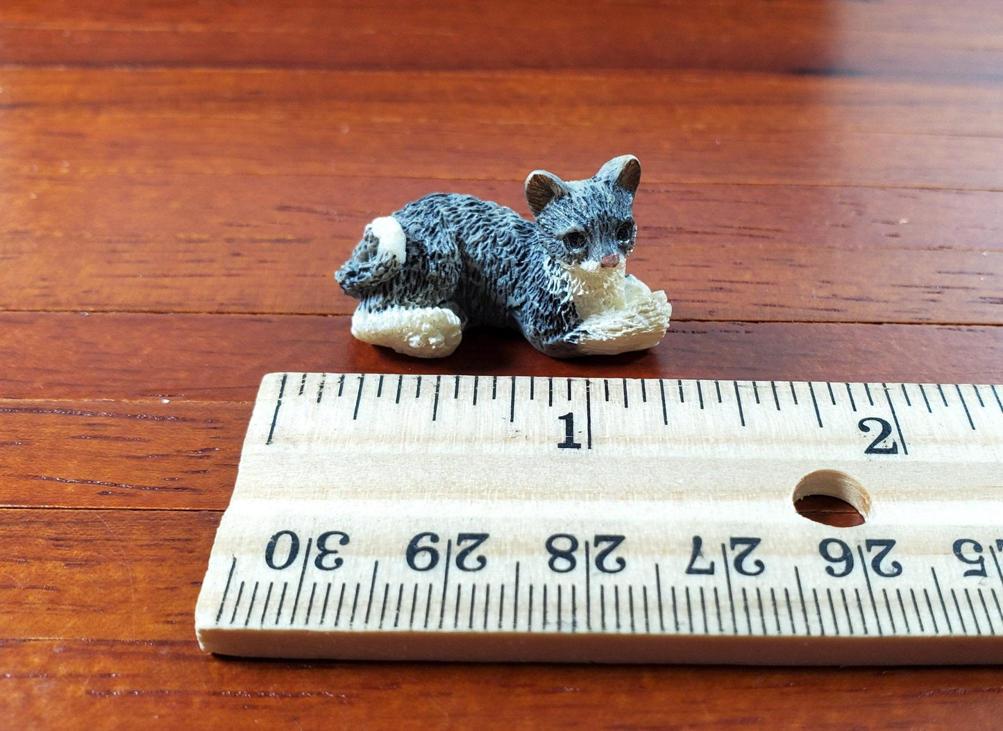 Dollhouse Kitty Cat Gray and White Lying Down Head Up 1:12 Sale Miniature Tabby - Miniature Crush