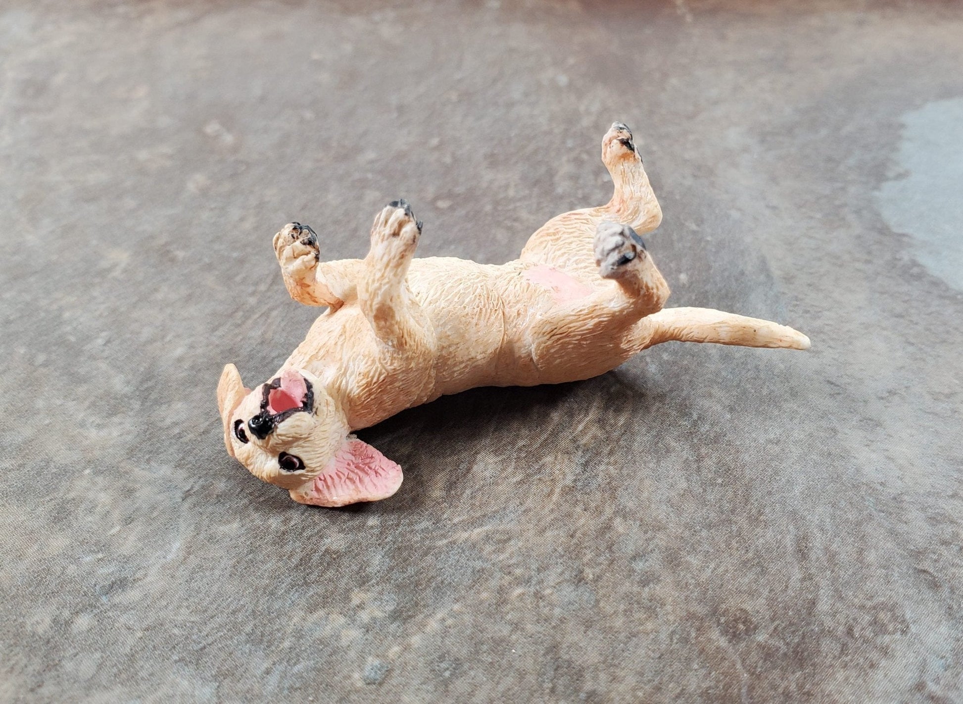 Dollhouse Labrodor Retriever Lab Puppy Dog Playful 1:12 Scale Miniature Animal - Miniature Crush