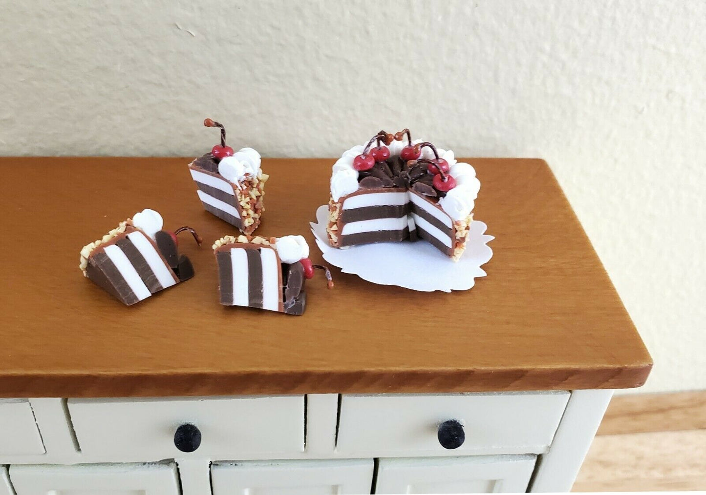 Dollhouse Miniature Cake with 3 Pieces Chocolate Cherry 1:12 Scale Dessert Food - Miniature Crush