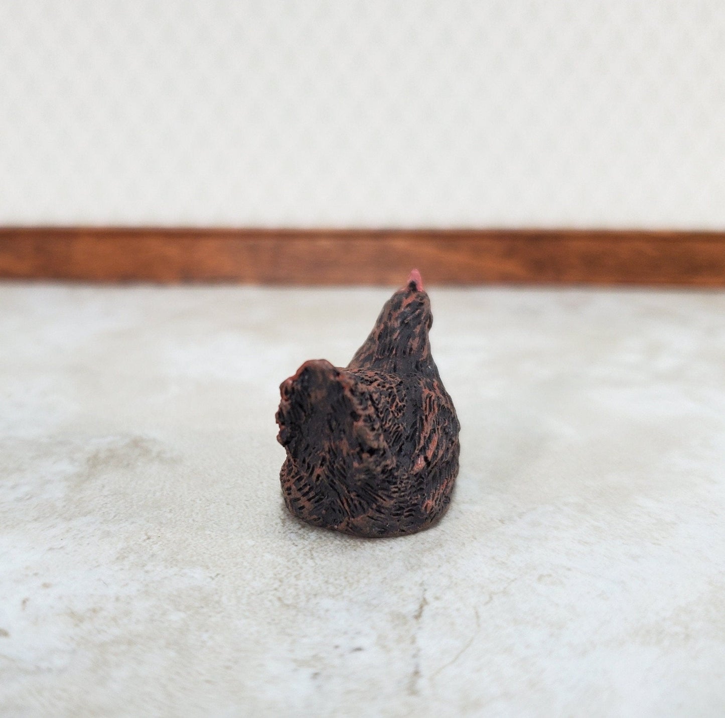 Dollhouse Miniature Chicken Hen Brown Sitting Cast Resin 1:12 Scale Pet Farm - Miniature Crush