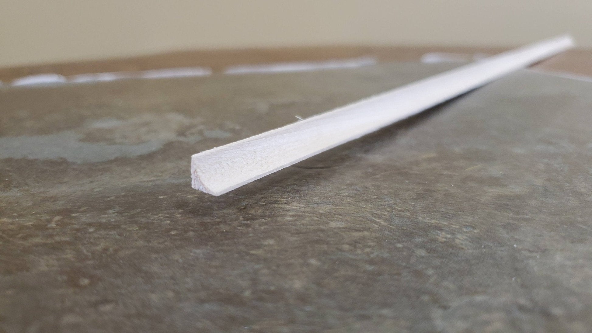 Dollhouse Miniature Cove Molding Trim Wood Strip 1/4" x 18" long 1:12 Scale - Miniature Crush