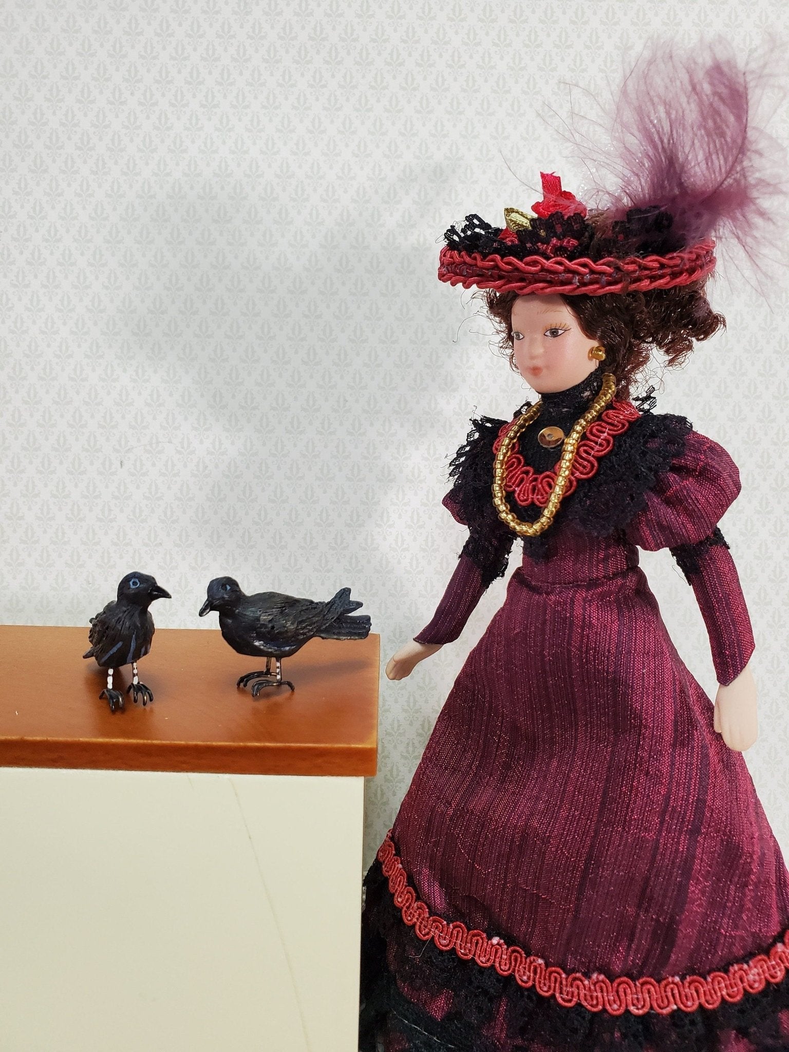 Dollhouse Miniature Crow or Raven Bird Large Resin 1 3/8" long 1:12 Scale - Miniature Crush