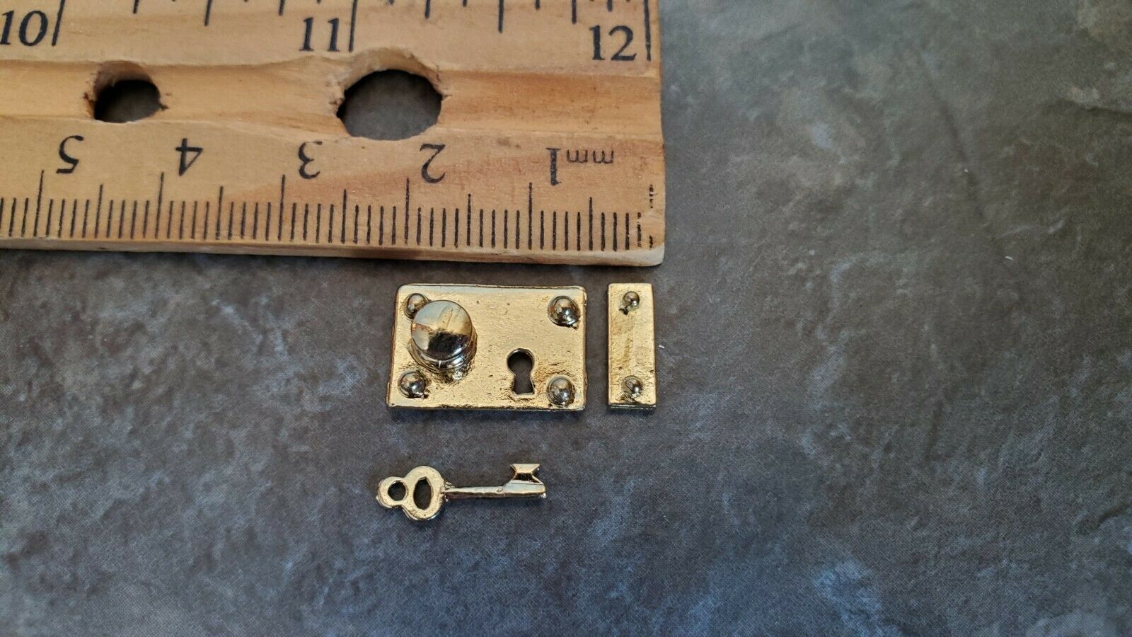 Dollhouse Miniature Door Knob Plate Lock Set with Key Gold 1:12 Scale Large - Miniature Crush