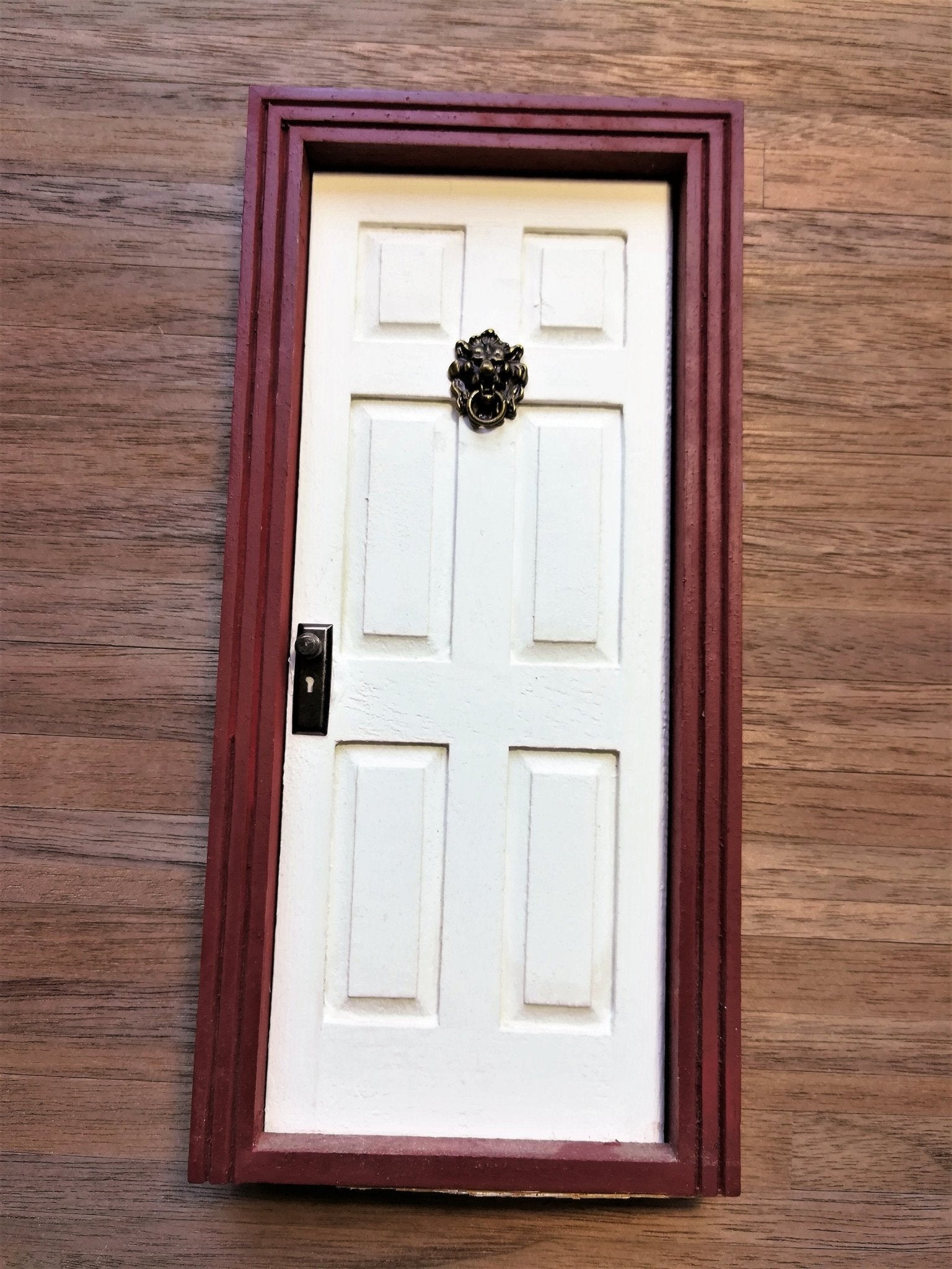 Dollhouse Miniature Door Knobs and Plates Set with Keyhole 1:12 Scale Pewter - Miniature Crush