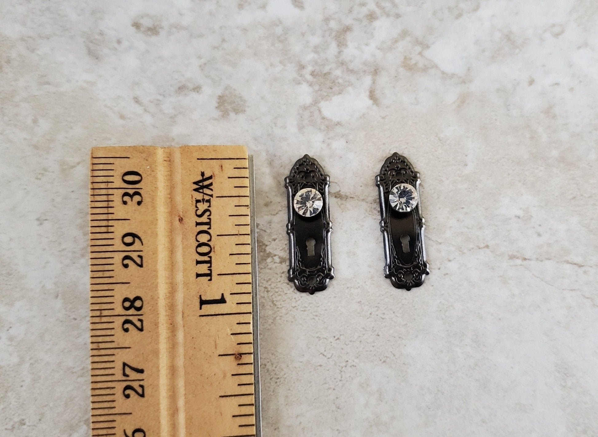 Dollhouse Miniature Doorknobs Dark Pewter Crystal Knobs Metal 1:12 Scale CLA05698 - Miniature Crush