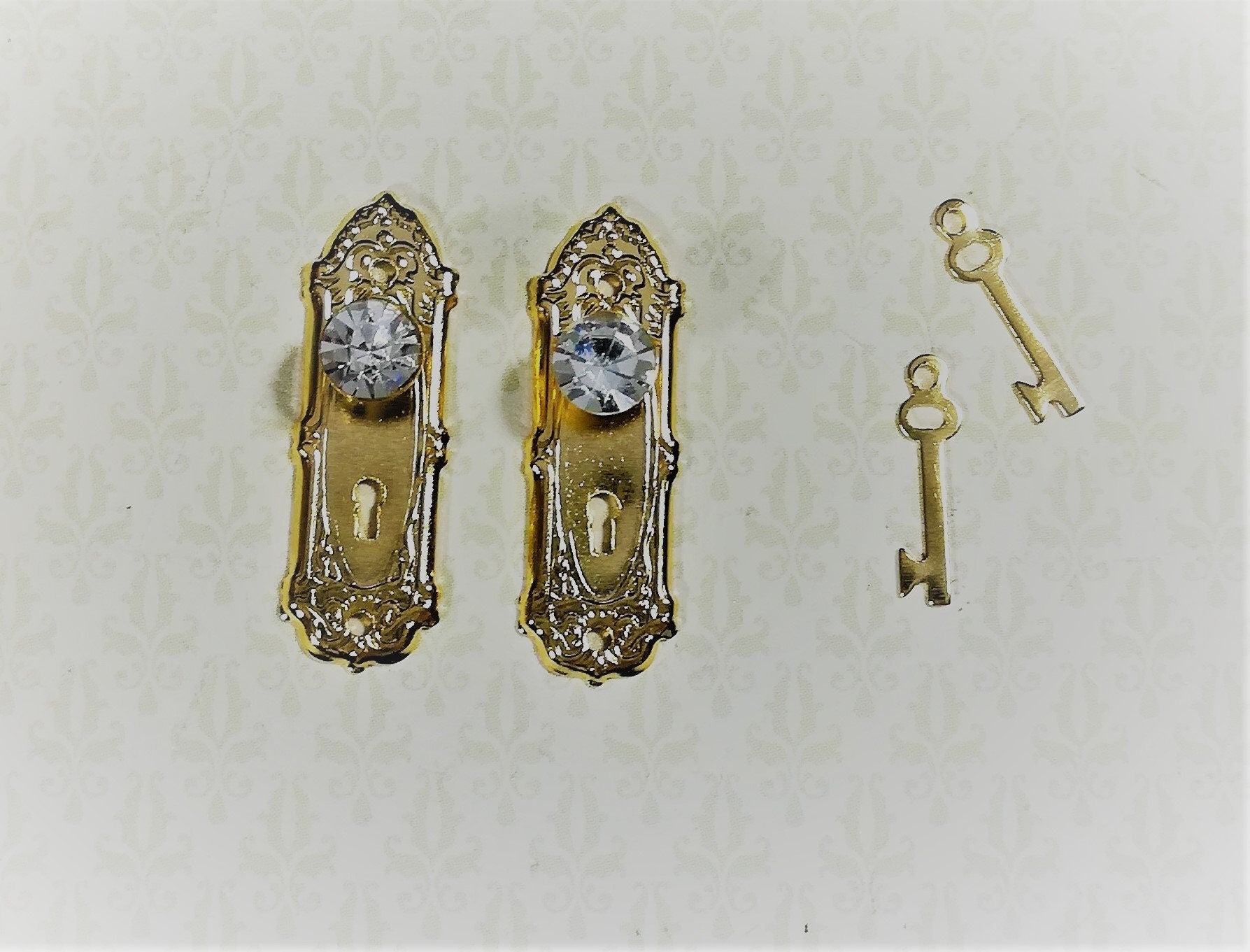 Dollhouse Miniature Doorknobs Gold Fancy Crystal Knobs Metal 1:12 Scale CLA05687 - Miniature Crush