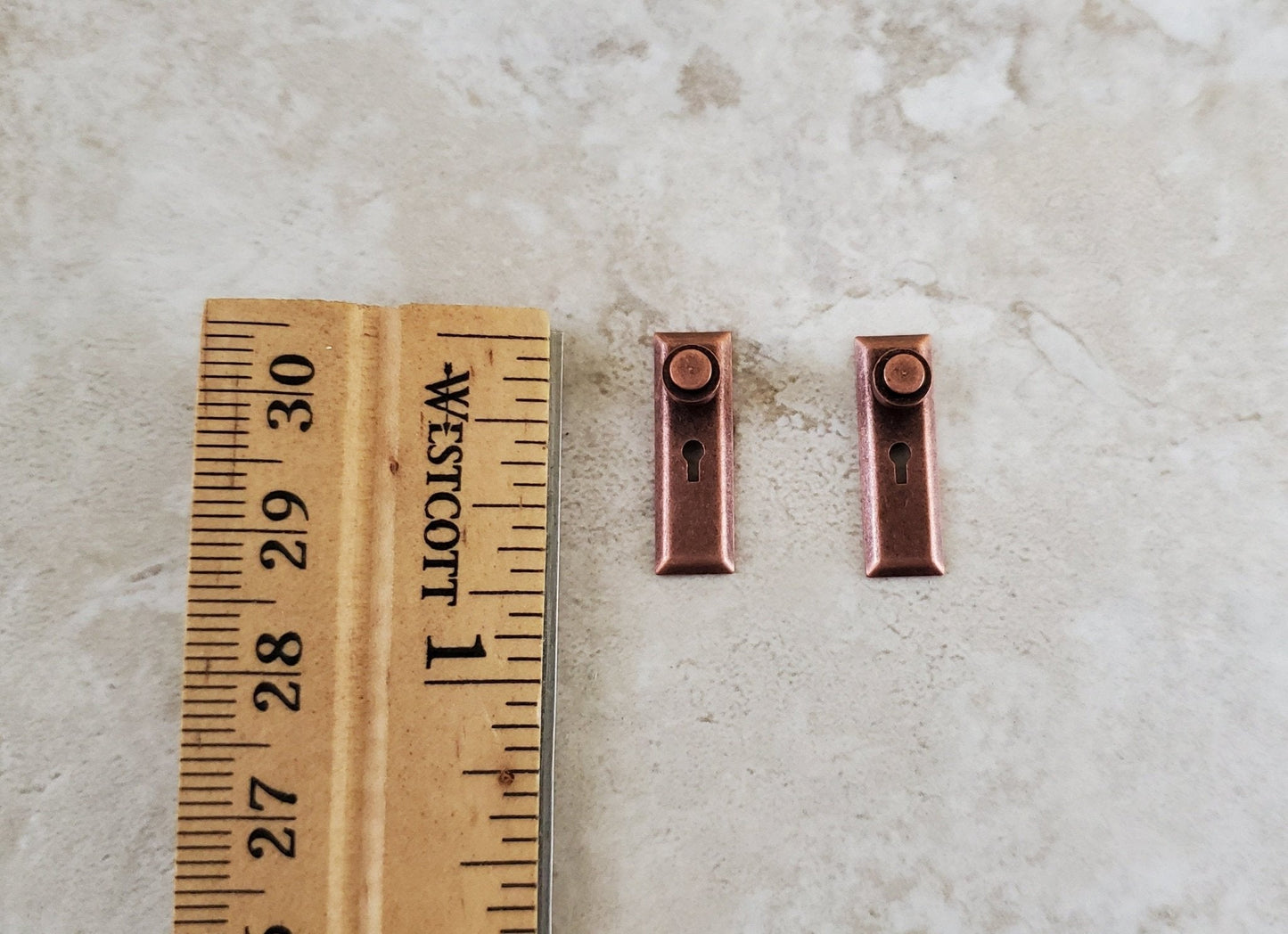 Dollhouse Miniature Doorknobs Handles Set with Keys 1:12 Scale Bronze CLA05526 - Miniature Crush