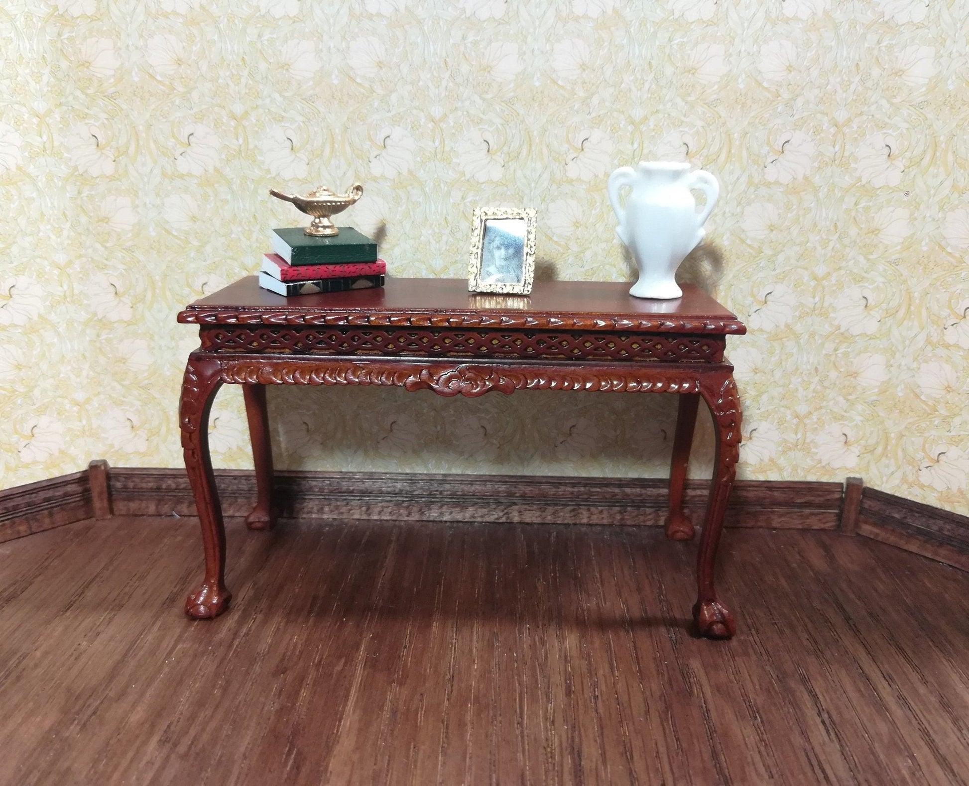 Dollhouse Miniature Genie Lamp Aladdin's Lamp Gold 1:12 Scale Hand Painted Metal - Miniature Crush