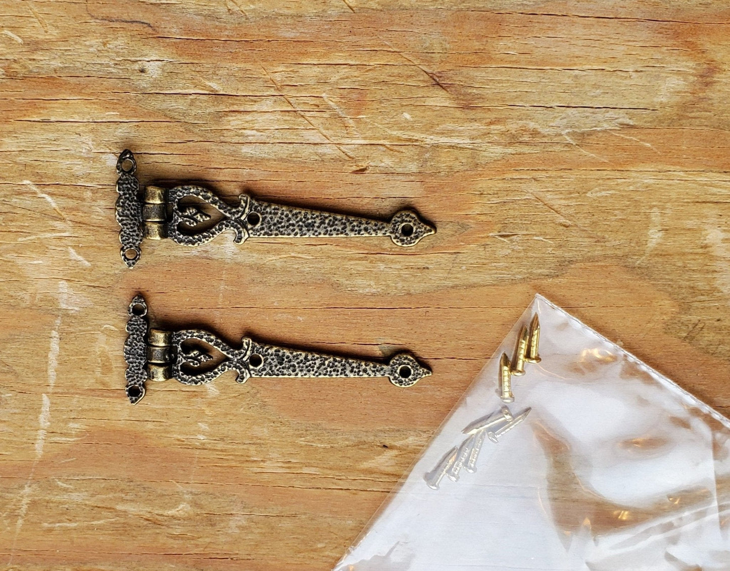 Dollhouse Miniature Hinge Large Antique Style Bronze 1:12 Scale Includes Nails - Miniature Crush