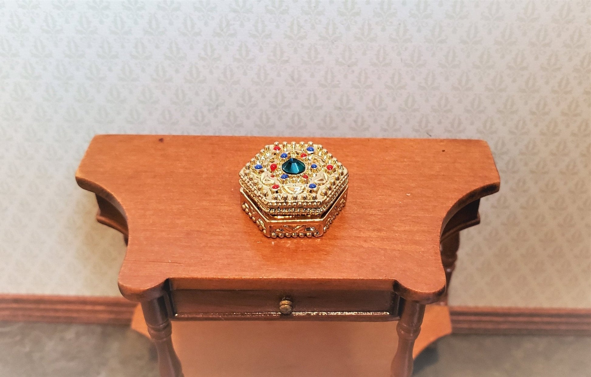 Dollhouse Miniature Jewelry Box with Jewels Large Gold with Opening Lid 1:12 Scale - Miniature Crush