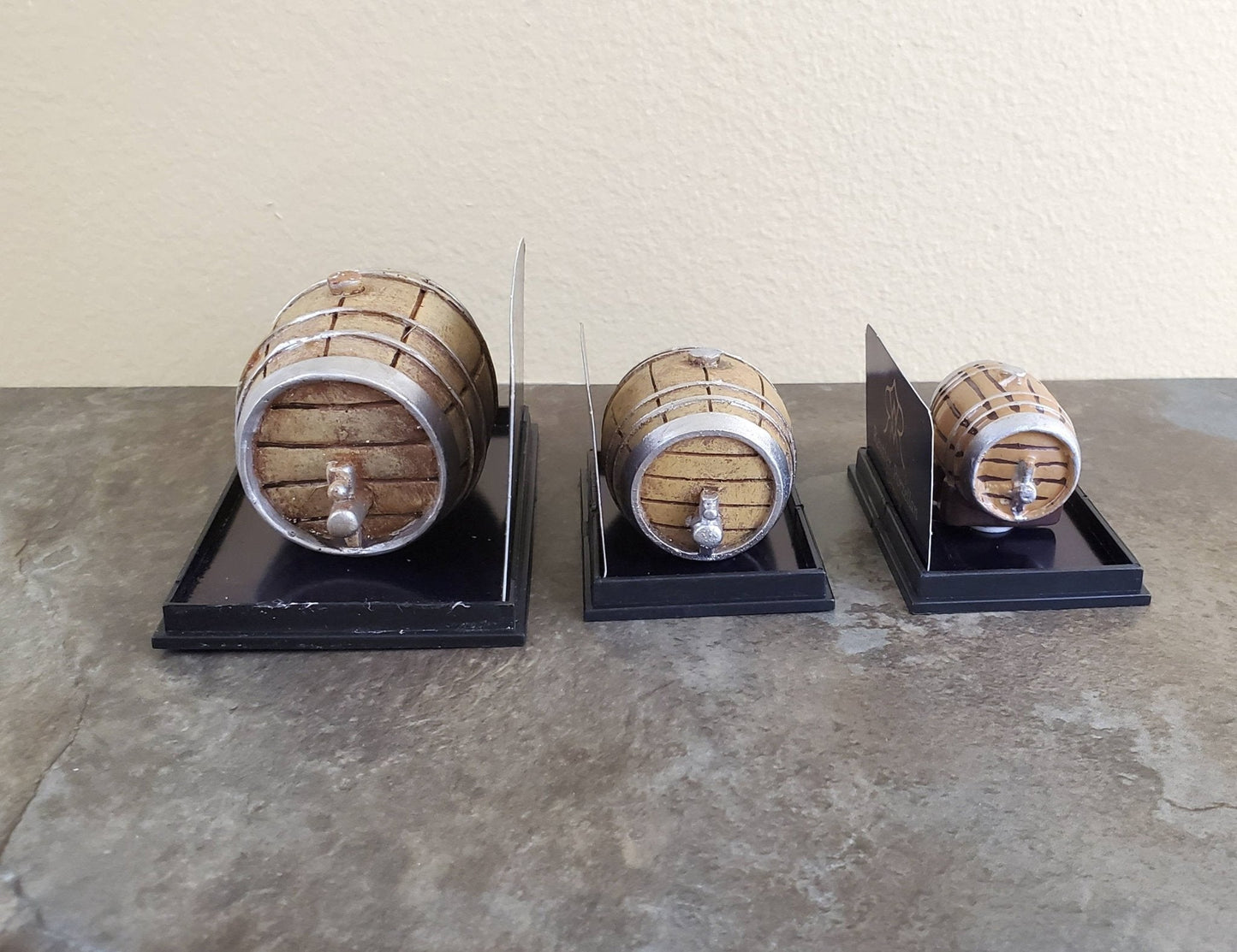 Dollhouse Miniature Keg with Tap Medium 1:12 Scale Keg Beer or Wine Cask Reutter - Miniature Crush