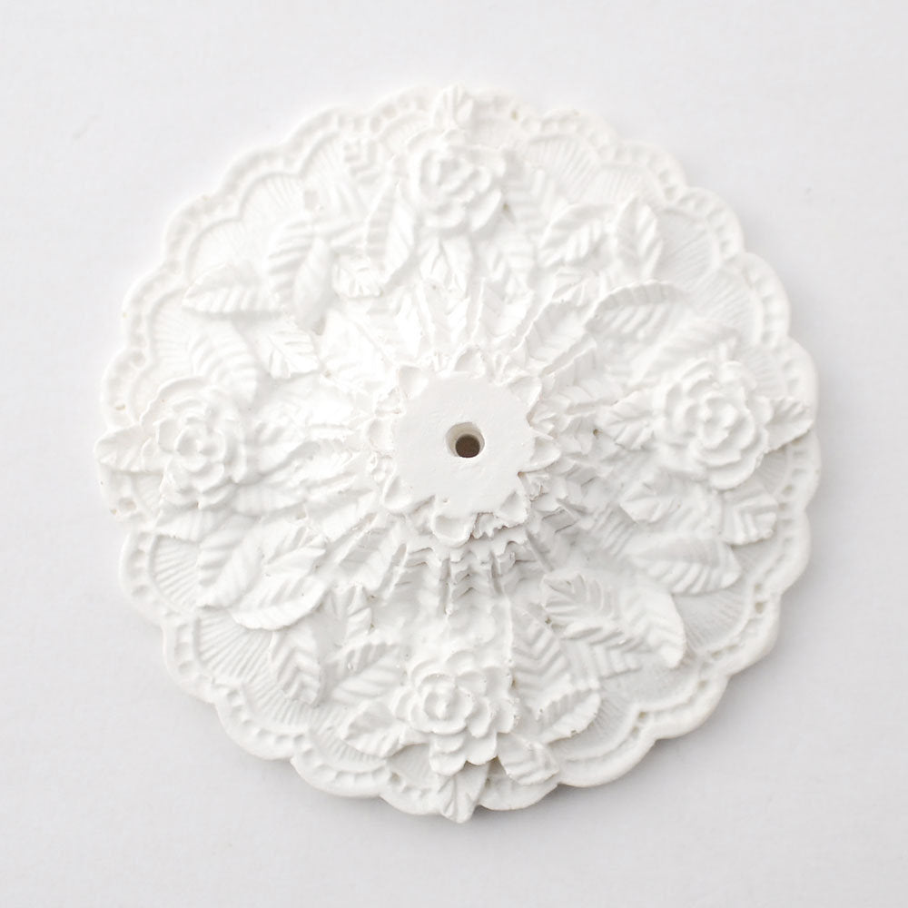 Dollhouse Miniature Large Cast Resin Ceiling Rose Medallion 1:12 Scale 2 7/8" 7.5cm - Miniature Crush