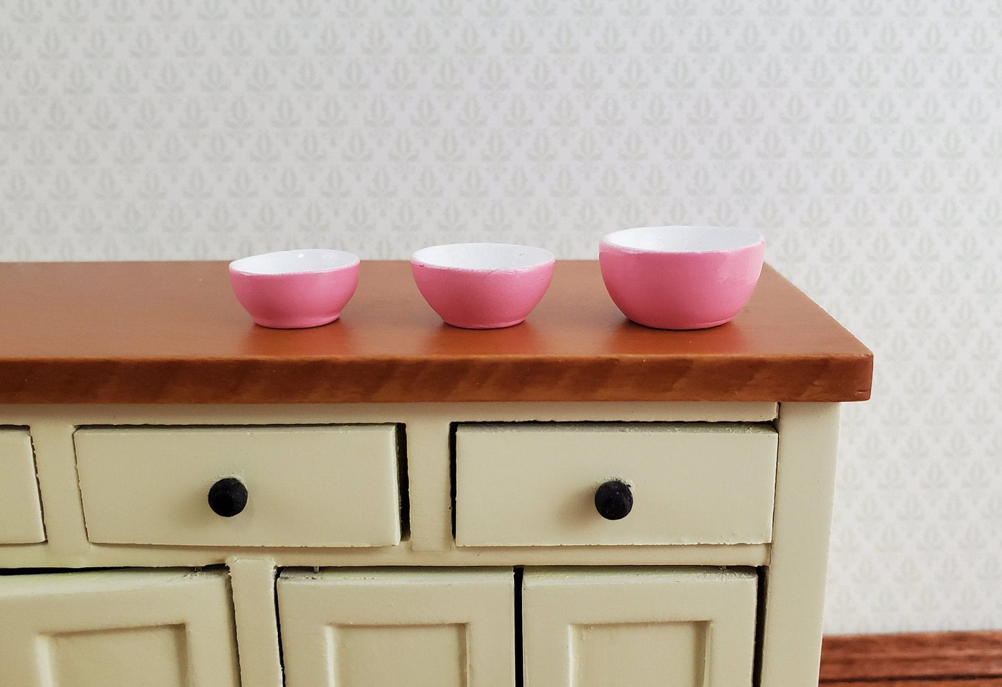 Dollhouse Miniature Mixing Bowls Set of 3 Stacking Pink and White 1:12 Scale - Miniature Crush