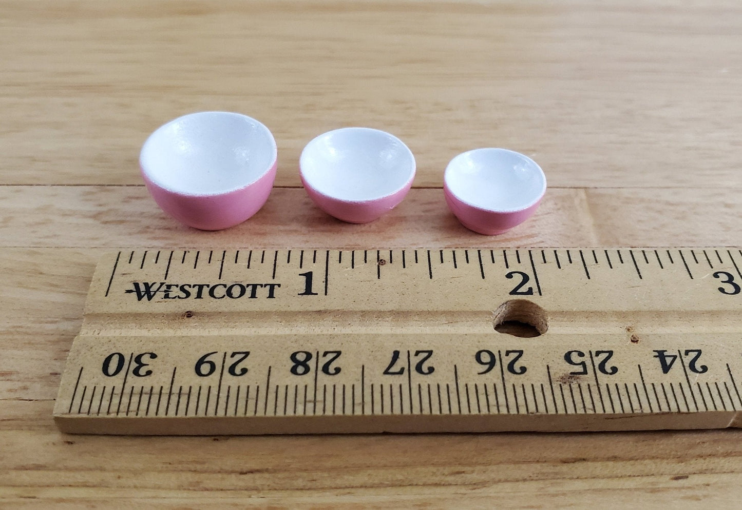 Dollhouse Miniature Mixing Bowls Set of 3 Stacking Pink and White 1:12 Scale - Miniature Crush