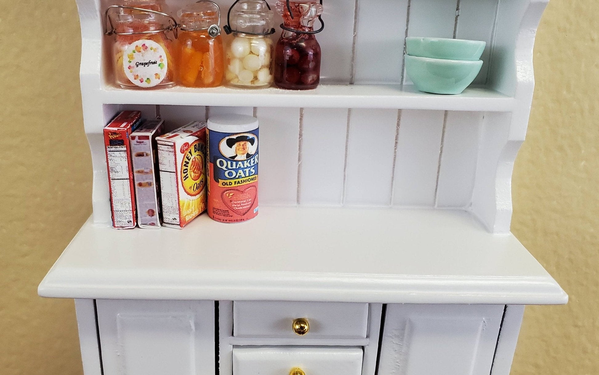 Dollhouse Miniature Old Fashioned Quaker Oats Oatmeal 1:12 Scale Kitchen Food - Miniature Crush