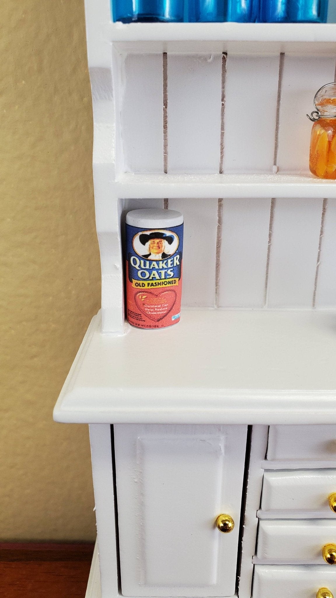 Dollhouse Miniature Old Fashioned Quaker Oats Oatmeal 1:12 Scale Kitchen Food - Miniature Crush