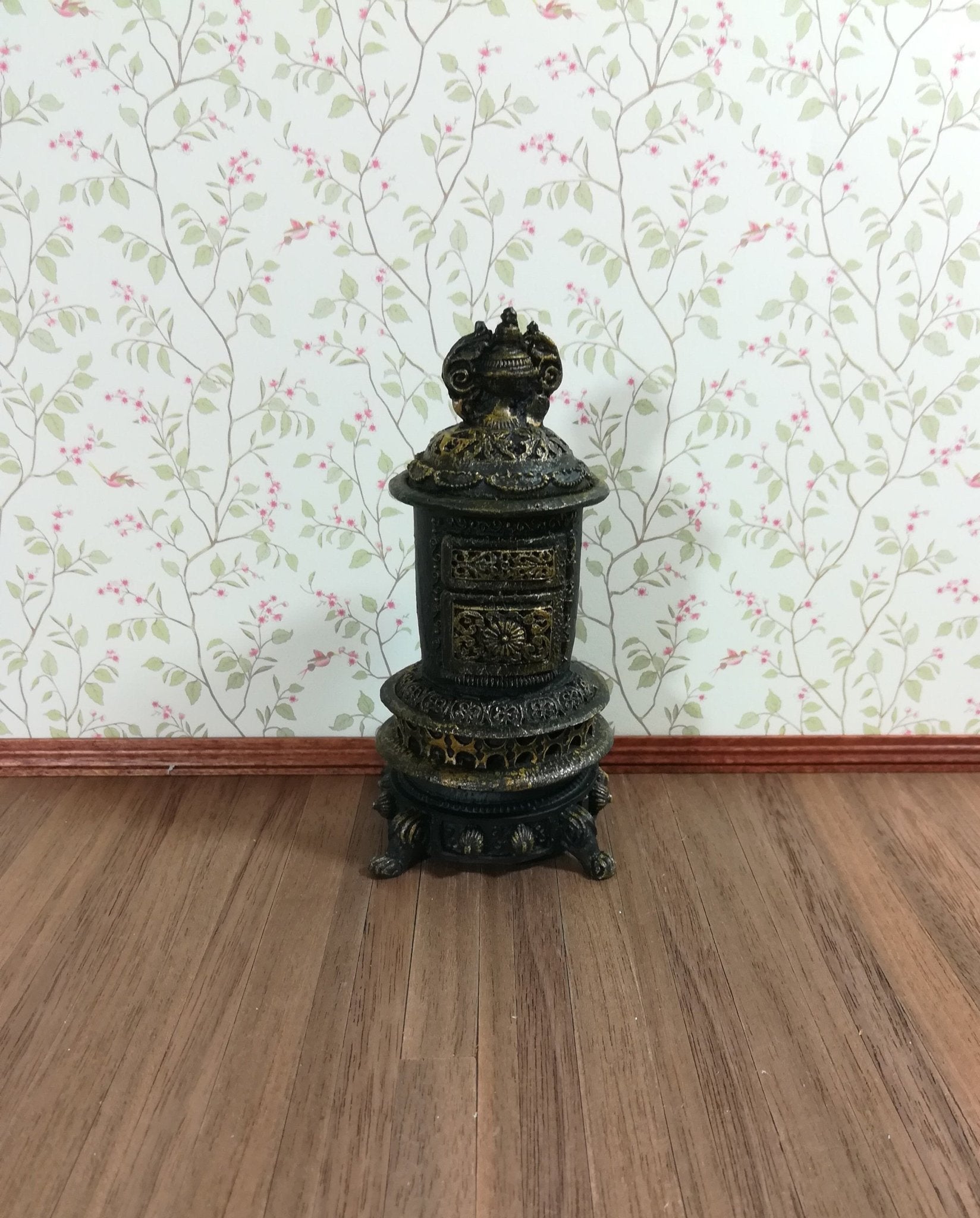 Dollhouse Miniature Parlour Stove Large Victorian 1:12 Scale parlor heating - Miniature Crush