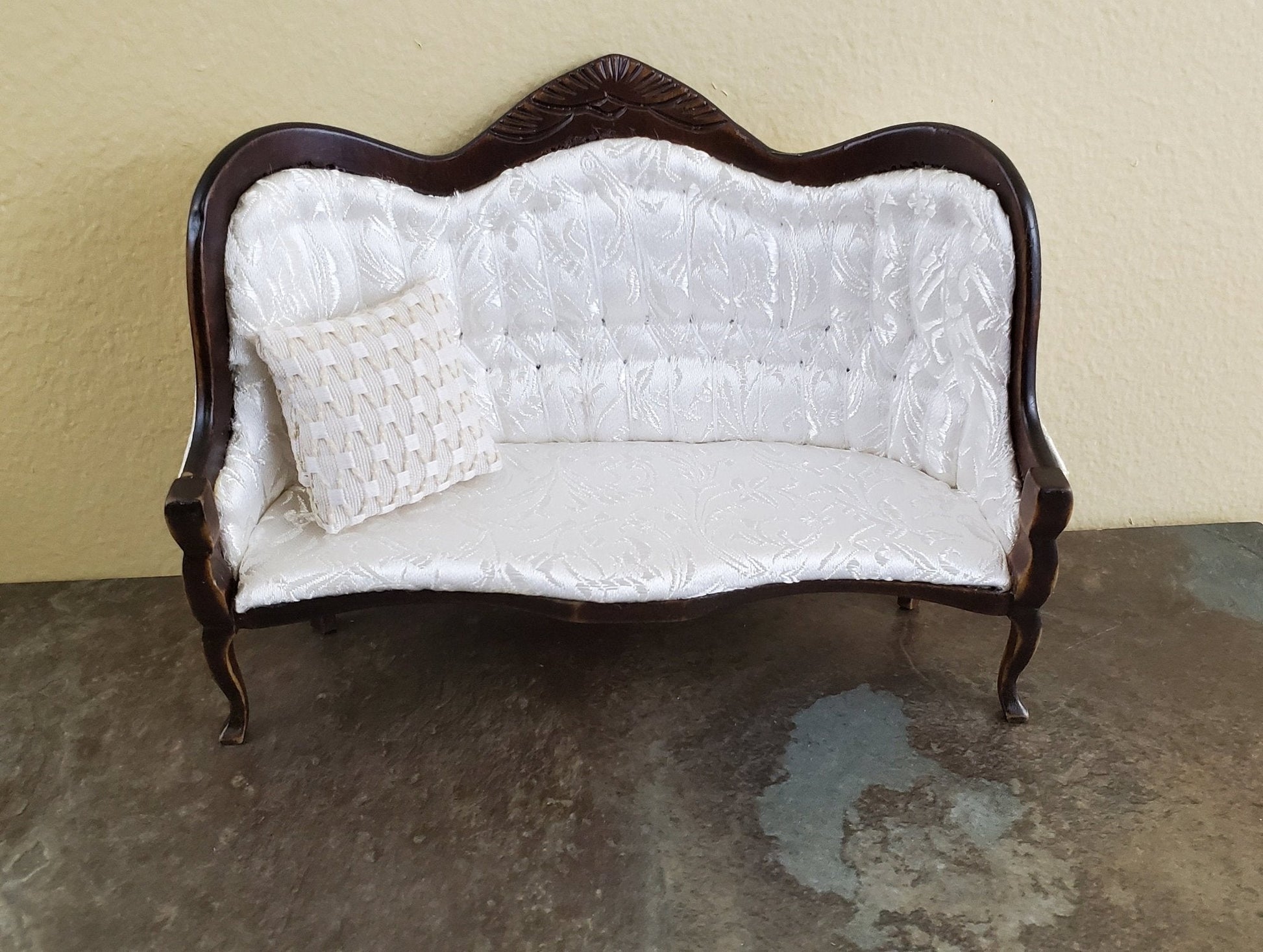 Dollhouse Miniature Pillow Ecru Weave Handmade 1:12 Scale 1 1/2" - Miniature Crush