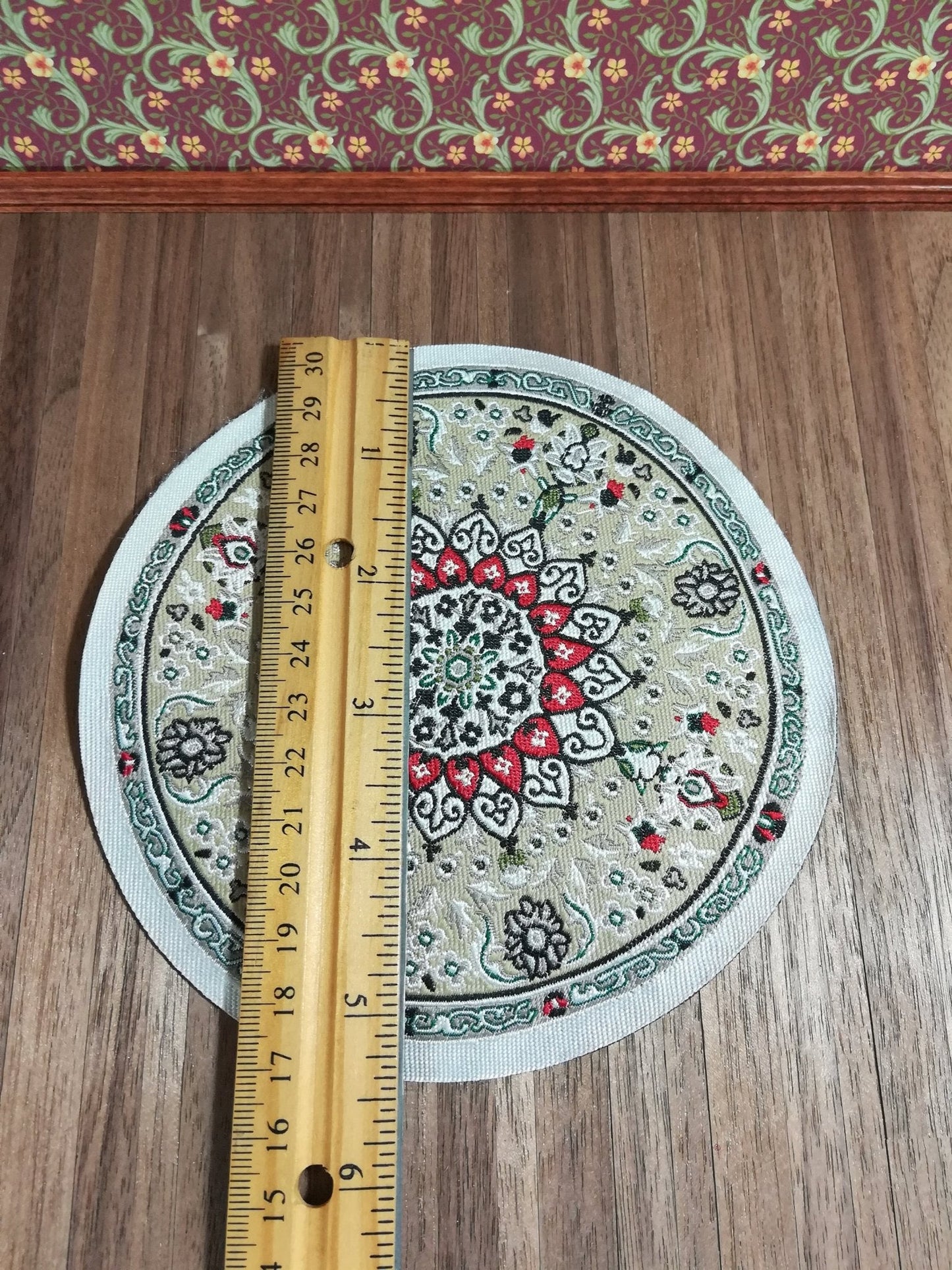 Dollhouse Miniature Round Rug Beige & Red 1:12 Scale 5 1/2" - Miniature Crush