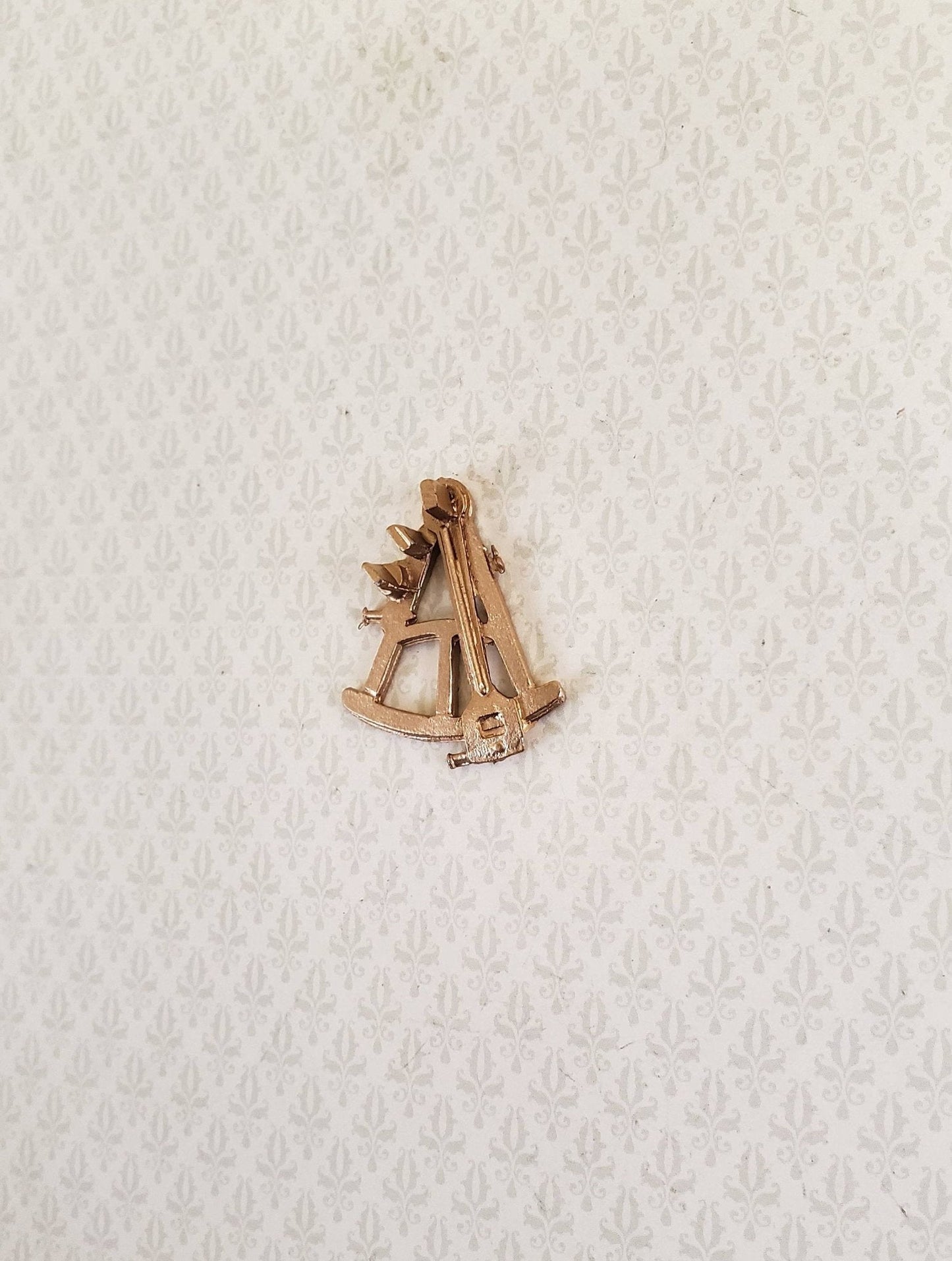 Dollhouse Miniature Sextant Gold Metal 1:12 Scale Decoration Hand Painted - Miniature Crush
