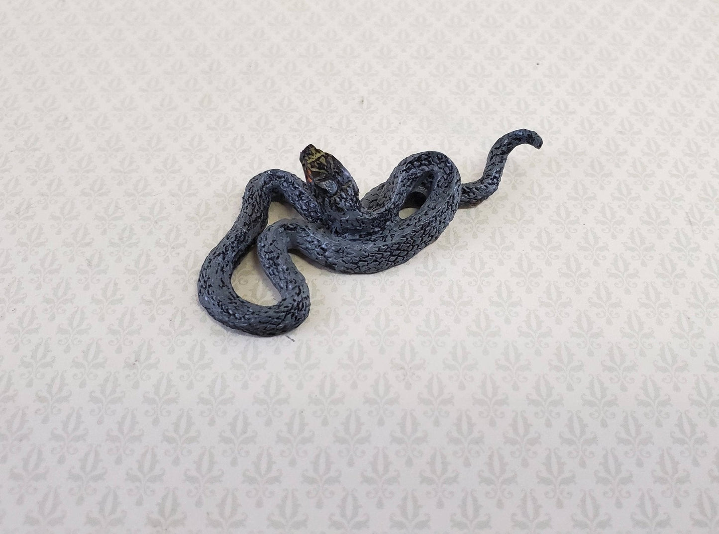Dollhouse Miniature Snake Monocled Cobra 1:12 Scale Pet Animal Falcon Minis - Miniature Crush