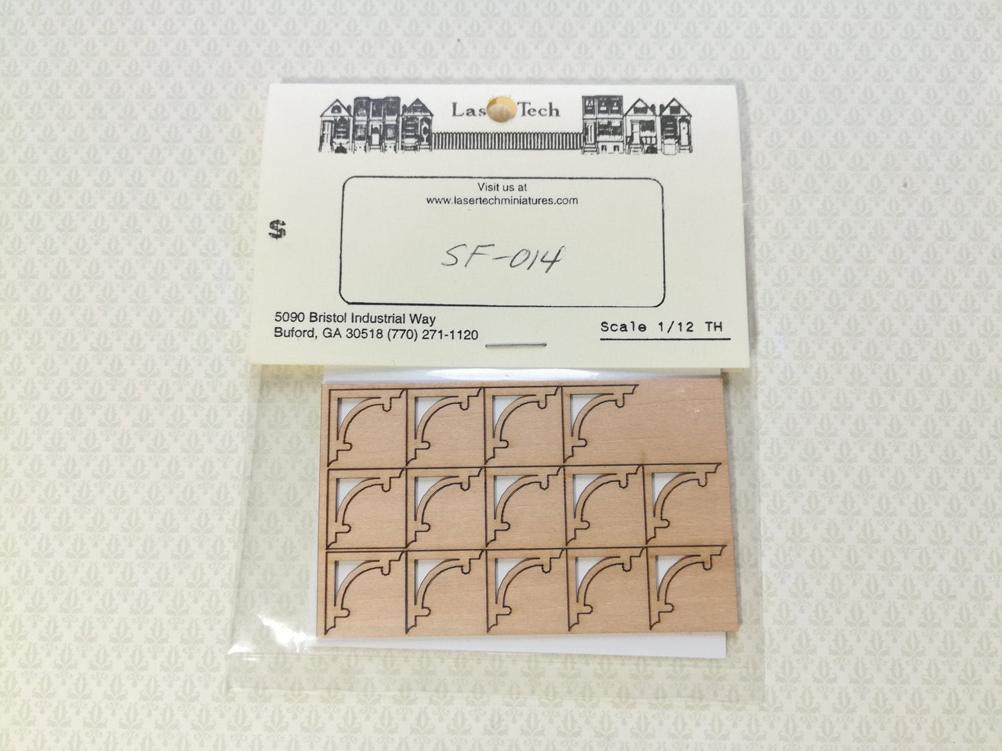 Dollhouse Miniature Stair Tread Trim Classic Style 1:12 Scale Decoration - Miniature Crush