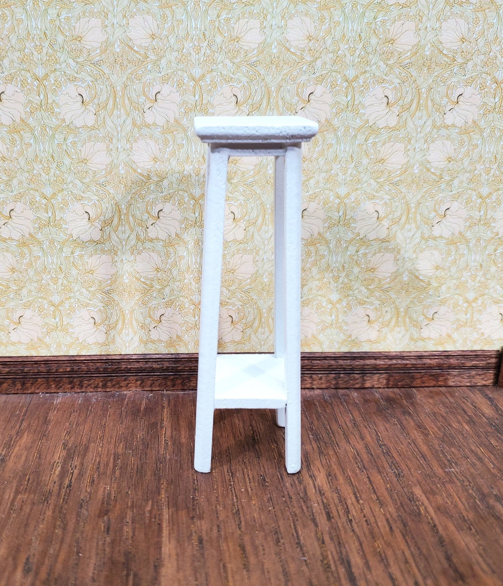 Dollhouse Miniature Tall Fern or Plant Stand Wood White 1:12 Scale Furniture - Miniature Crush