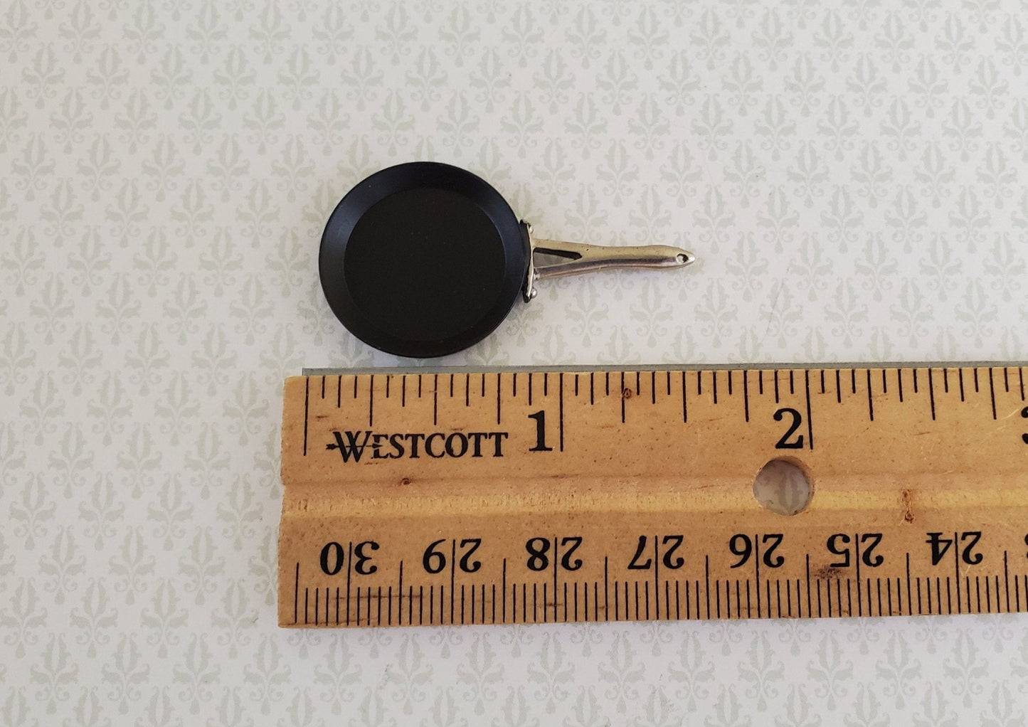 Dollhouse Miniature Teflon Pan Round Black Medium Size 1:12 Scale Modern Kitchen - Miniature Crush