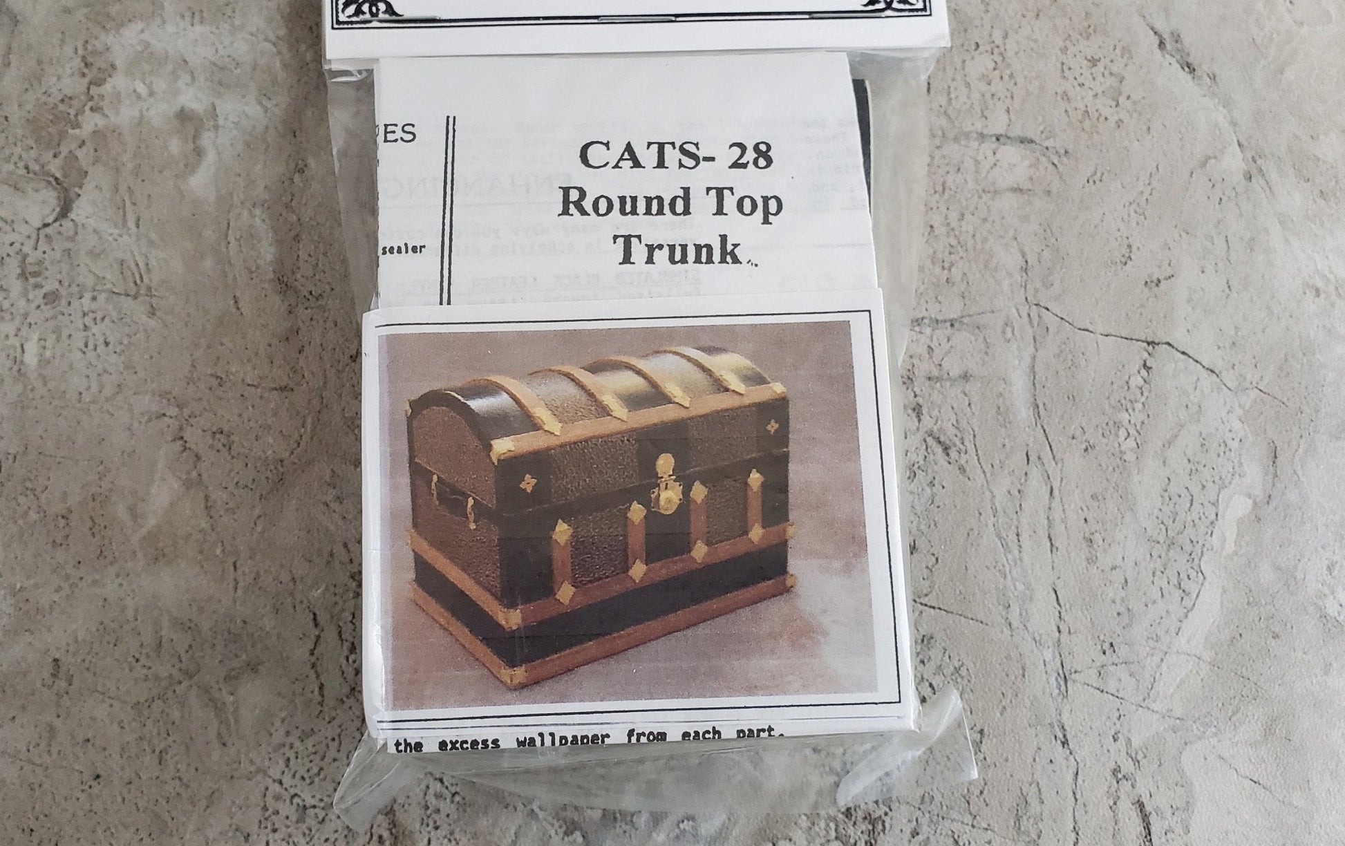 Dollhouse Miniature Trunk Kit Round Top Antique Style 1:12 Scale Furniture - Miniature Crush