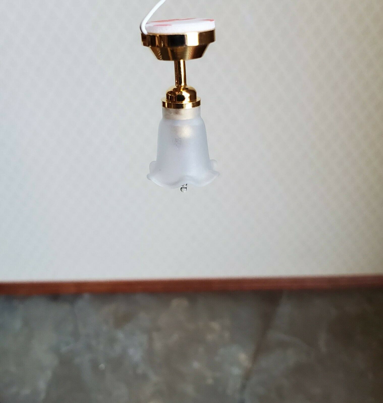 Dollhouse Miniature Tulip Ceiling Light Small Hanging Electric 1:12 Scale 12v - Miniature Crush