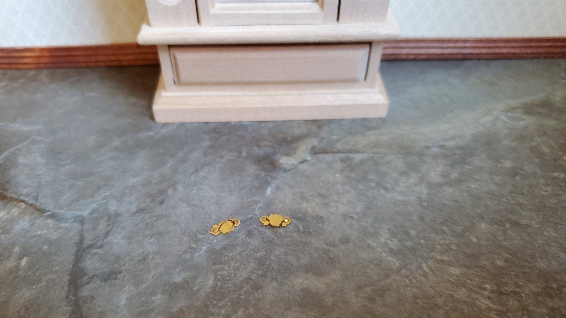 Dollhouse Miniature Wardrobe Armoire Closet Mirrored Furniture 1:12 Scale Unfinished Wood - Miniature Crush