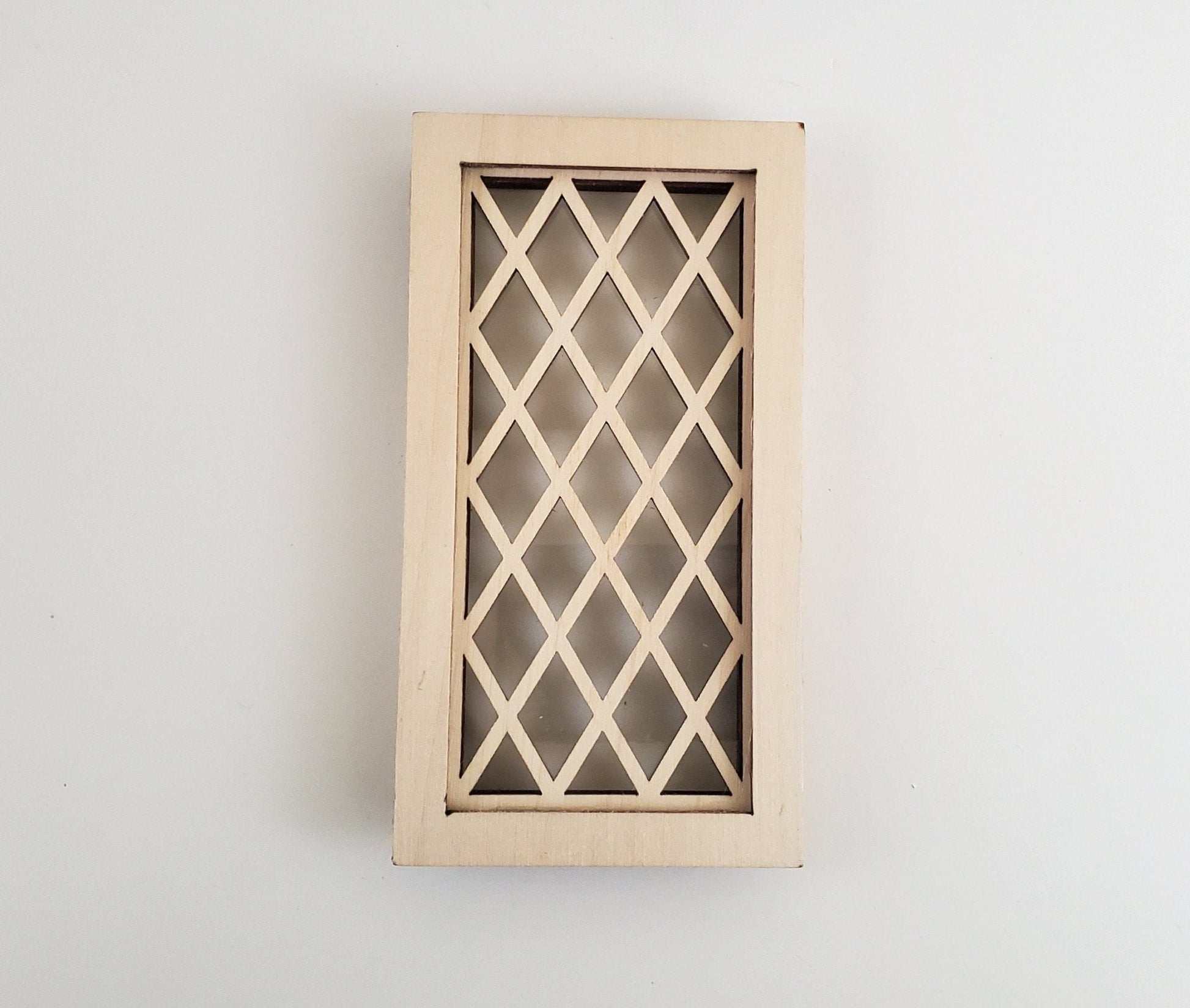 Dollhouse Miniature Window Tudor Style Diamond Pane 1:12 Scale Wood Alessio 2114 - Miniature Crush