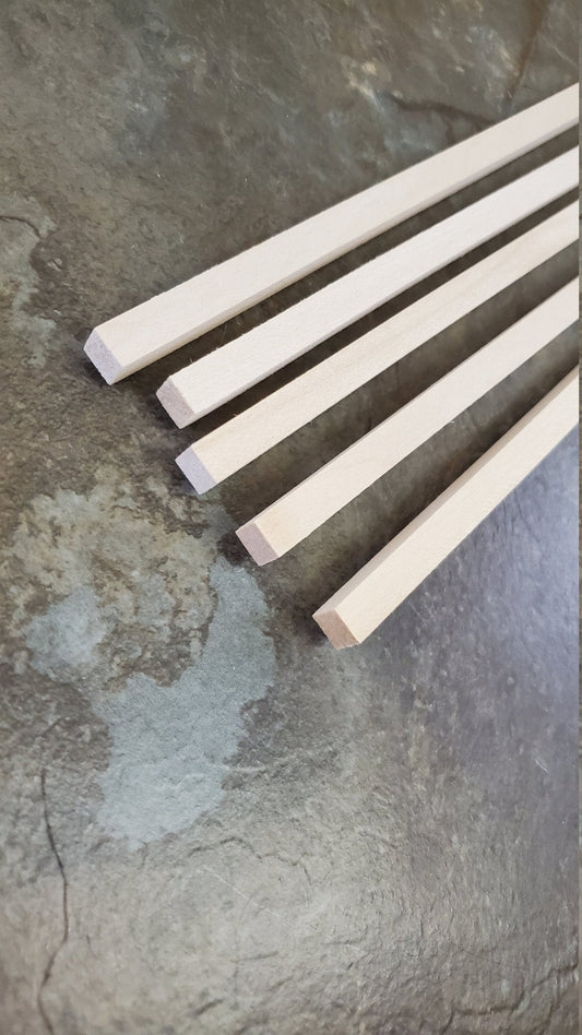 Dollhouse Miniature Wood Beams Posts 5/16 x 5/16 x 18" long 1:12 Scale x5 - Miniature Crush