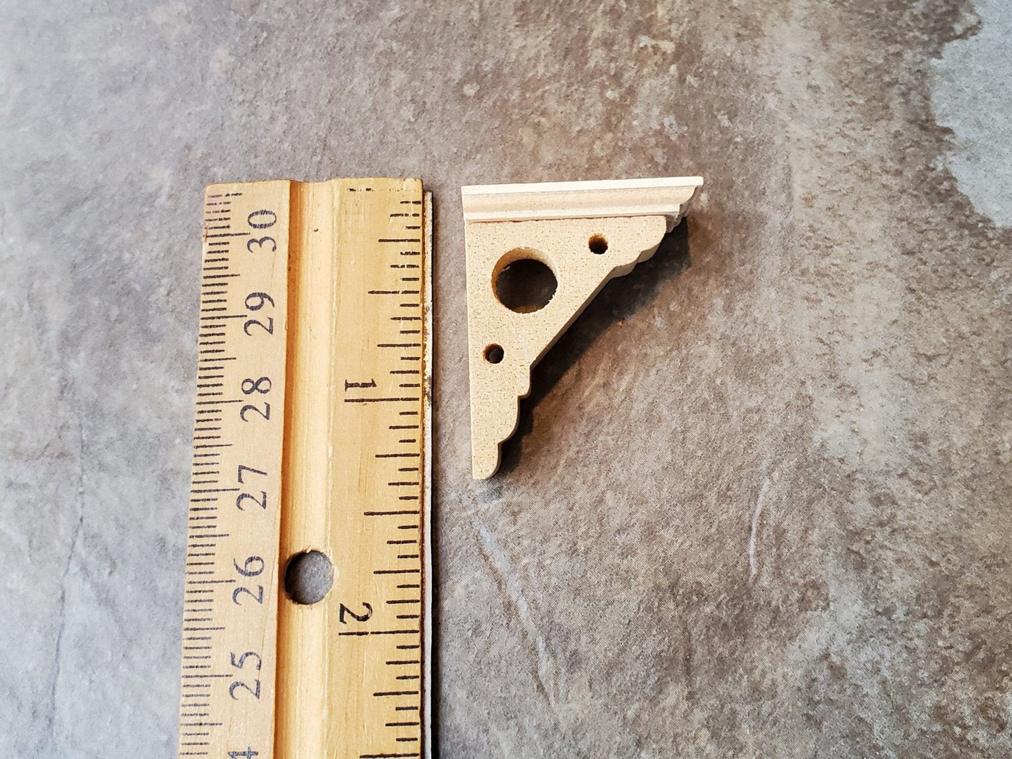 Dollhouse Miniature Wood Corbels or Brackets Houseworks 1:12 Scale Set of 4 - Miniature Crush