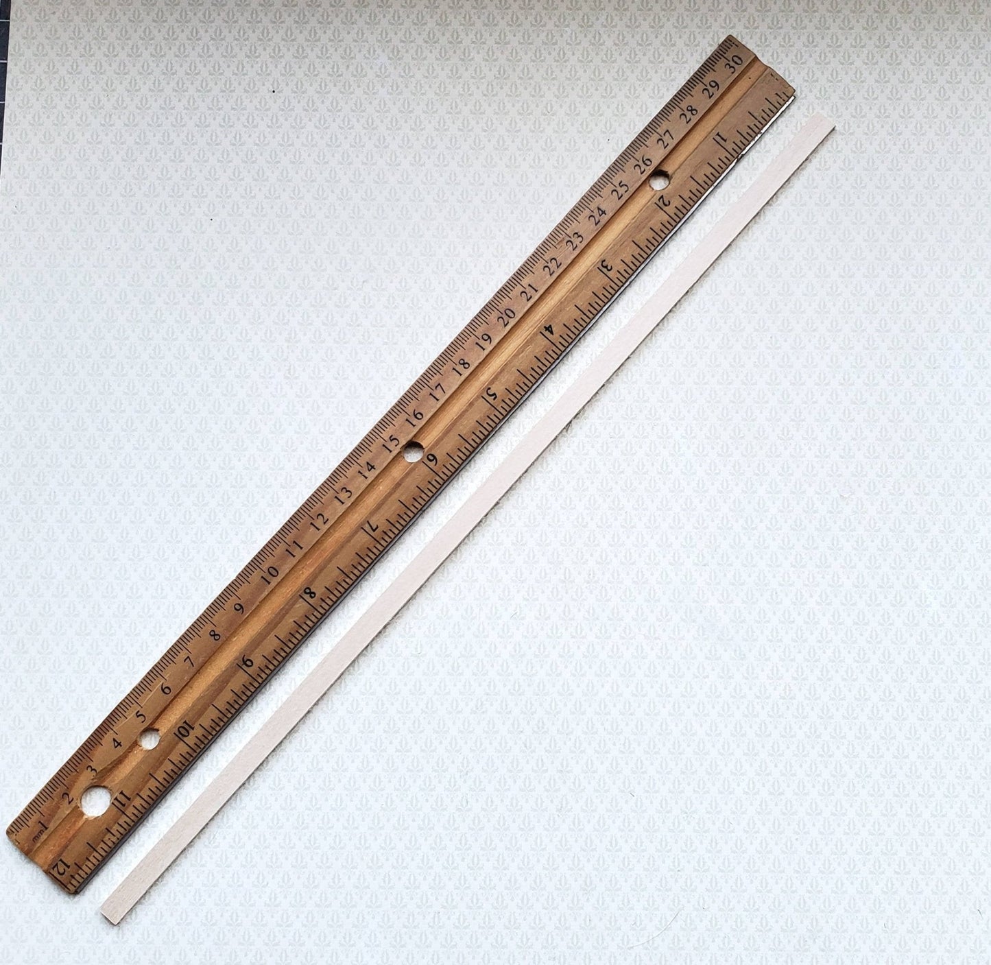 Dollhouse Miniature Wood Strips x10 Flooring 3/32 x 1/4 x 12" long Basswood 1:12 Scale - Miniature Crush