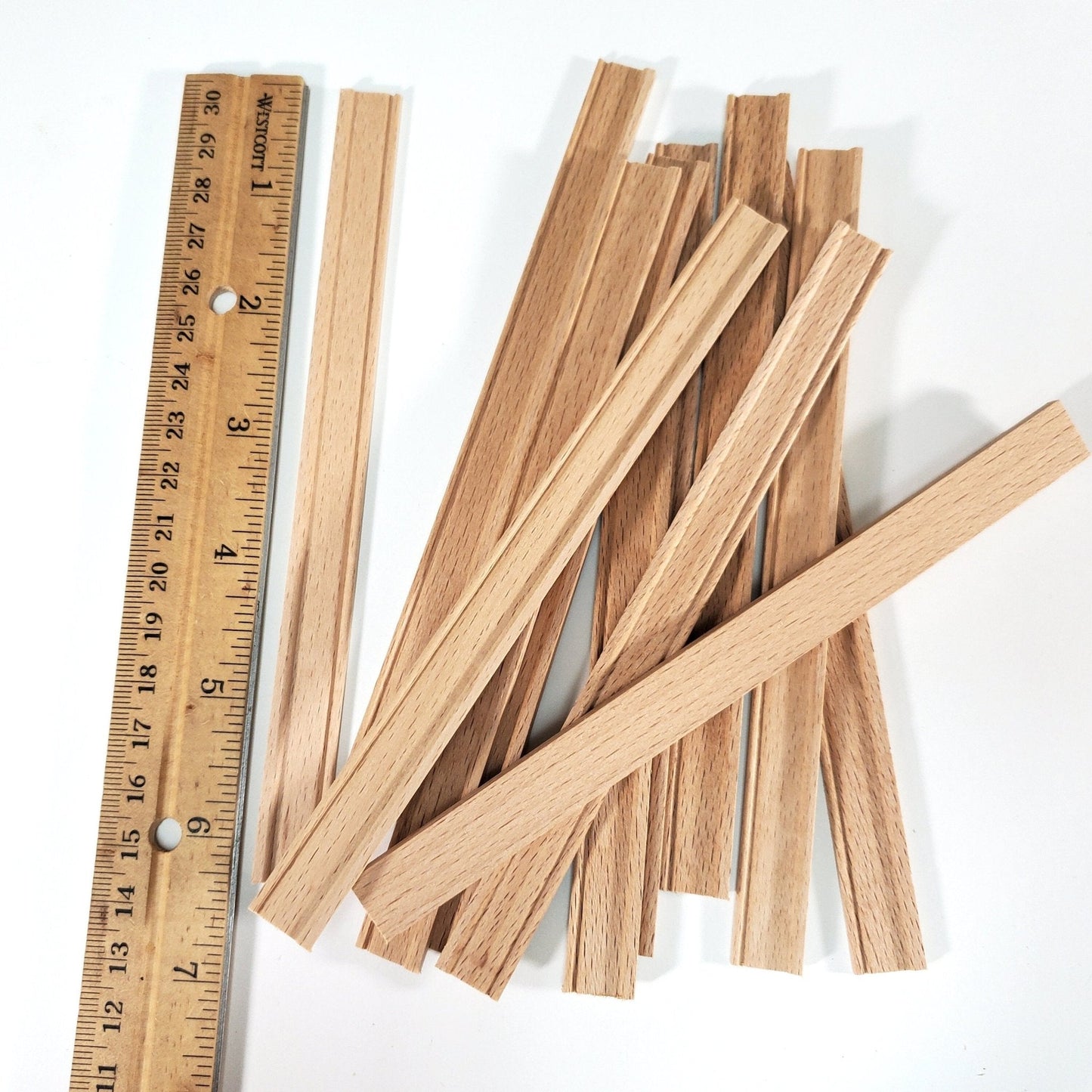 Dollhouse Miniatures Baseboard Trim 6" x12 Scrap Pieces 1:12 Scale 70298 - Miniature Crush