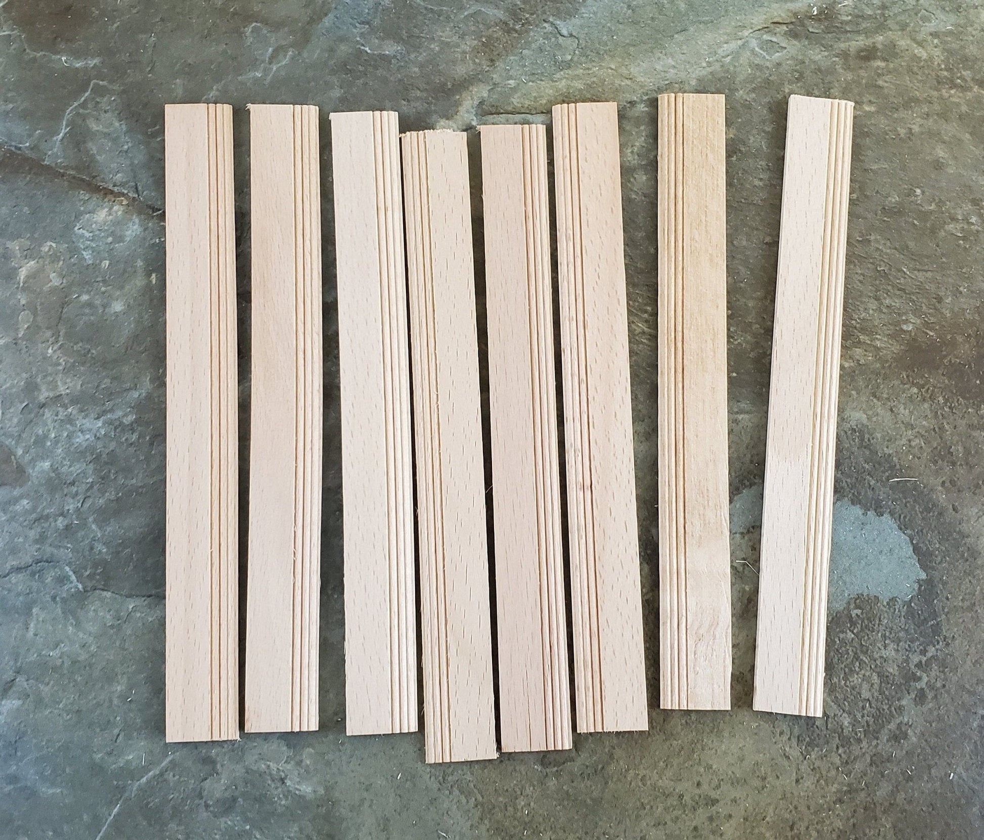 Dollhouse Miniatures Baseboard Trim Molding 11/16" x 6" long x8 Pieces 1:6 Scale CLA77968 - Miniature Crush