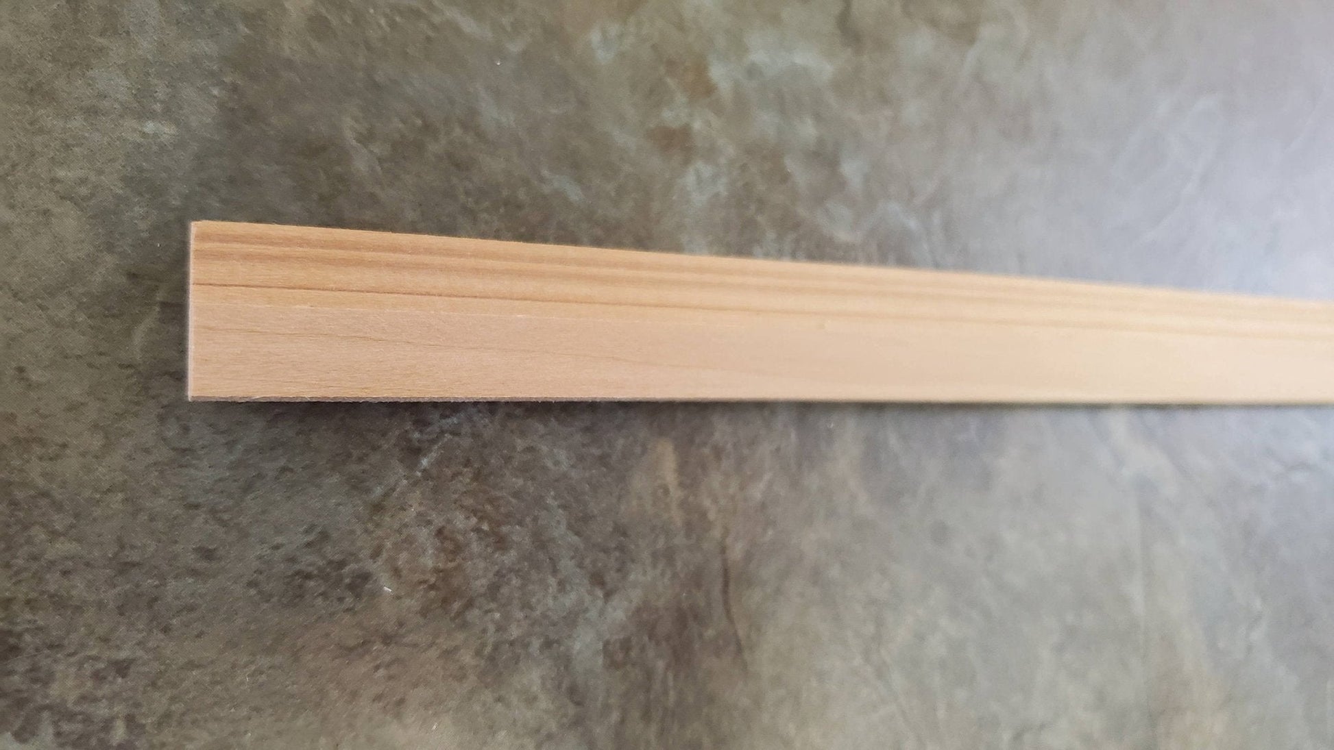 Dollhouse Miniatures Baseboard Trim Molding 17mm x 45cm long 1:6 Scale Skirting - Miniature Crush